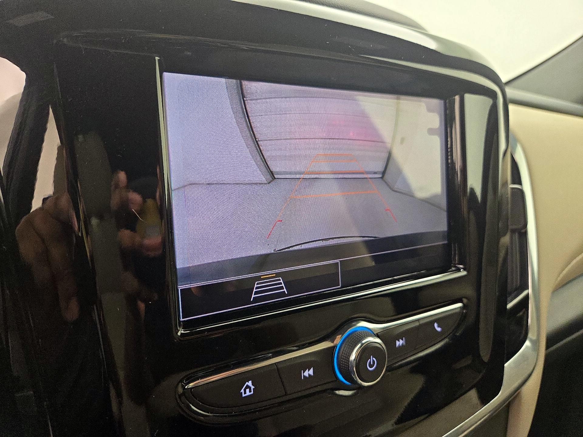 Thumbnail: 2023 Chevrolet Traverse - 14