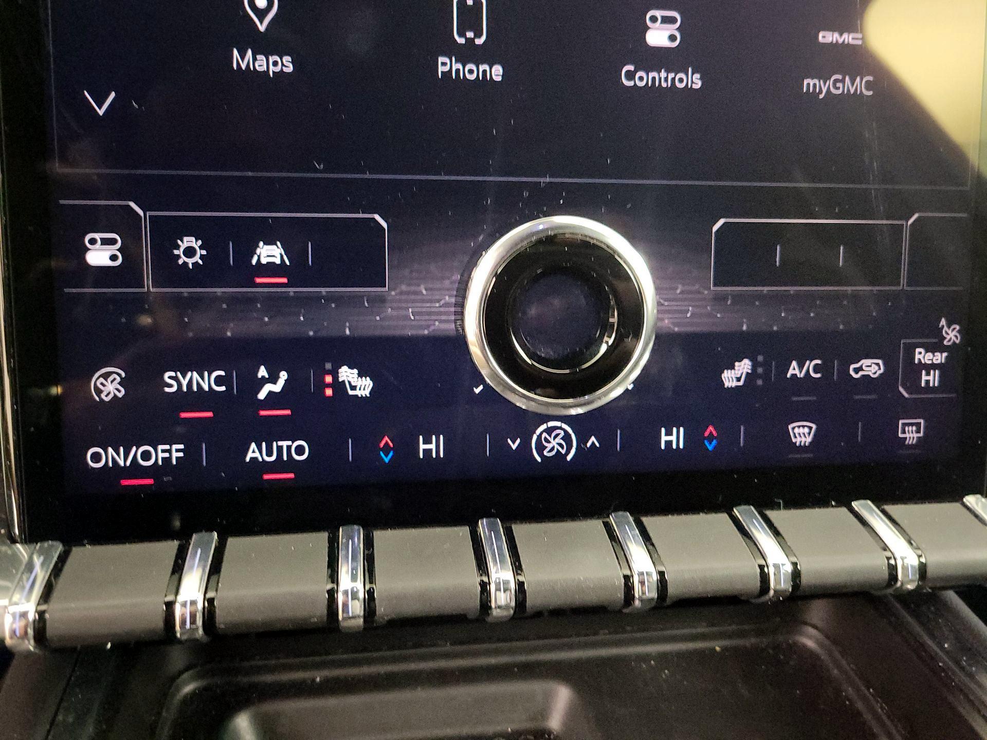 Thumbnail: 2025 GMC Acadia - 17