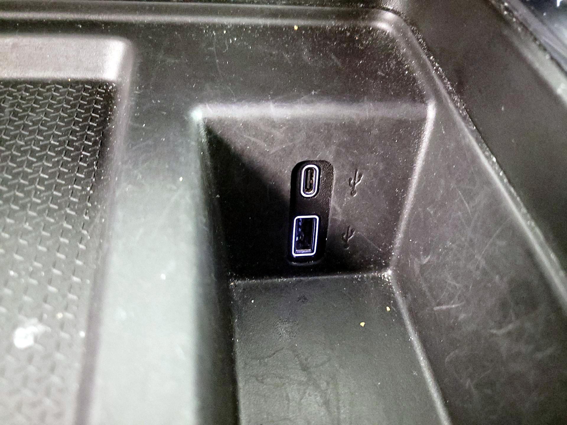 Thumbnail: 2025 GMC Acadia - 19