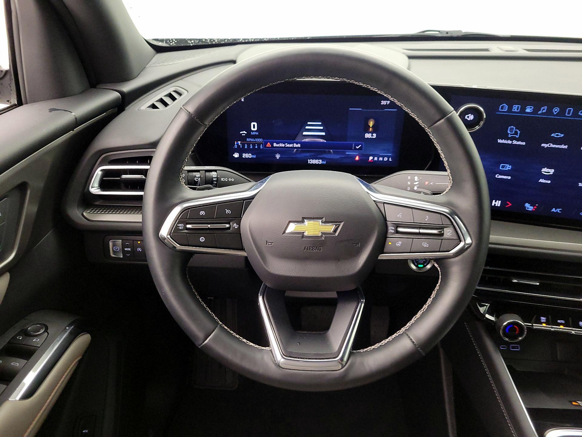 Thumbnail: 2025 Chevrolet Traverse - 10