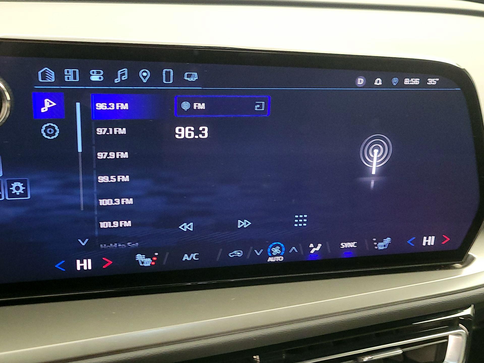 Thumbnail: 2025 Chevrolet Traverse - 15