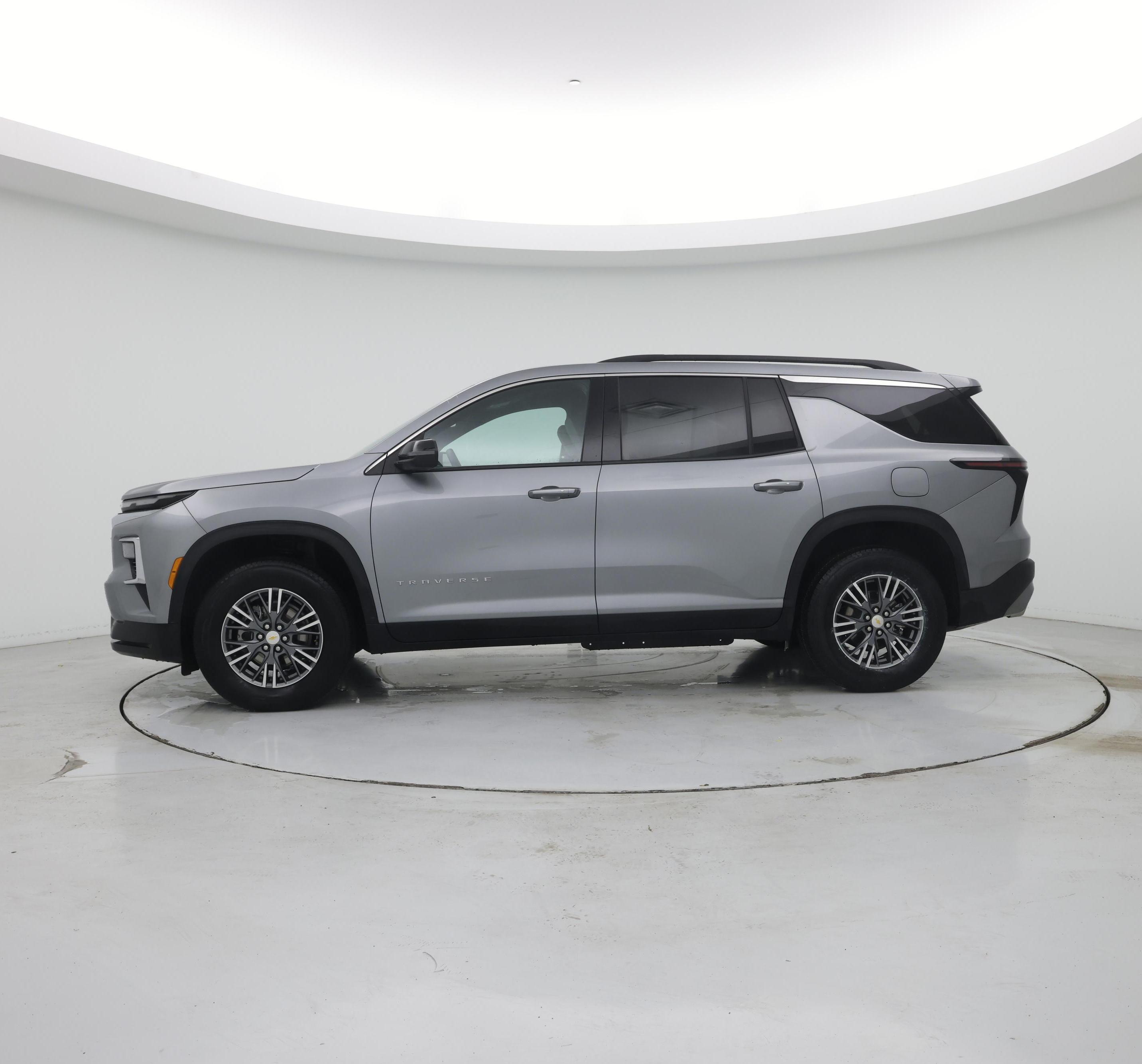 Thumbnail: 2025 Chevrolet Traverse - 3