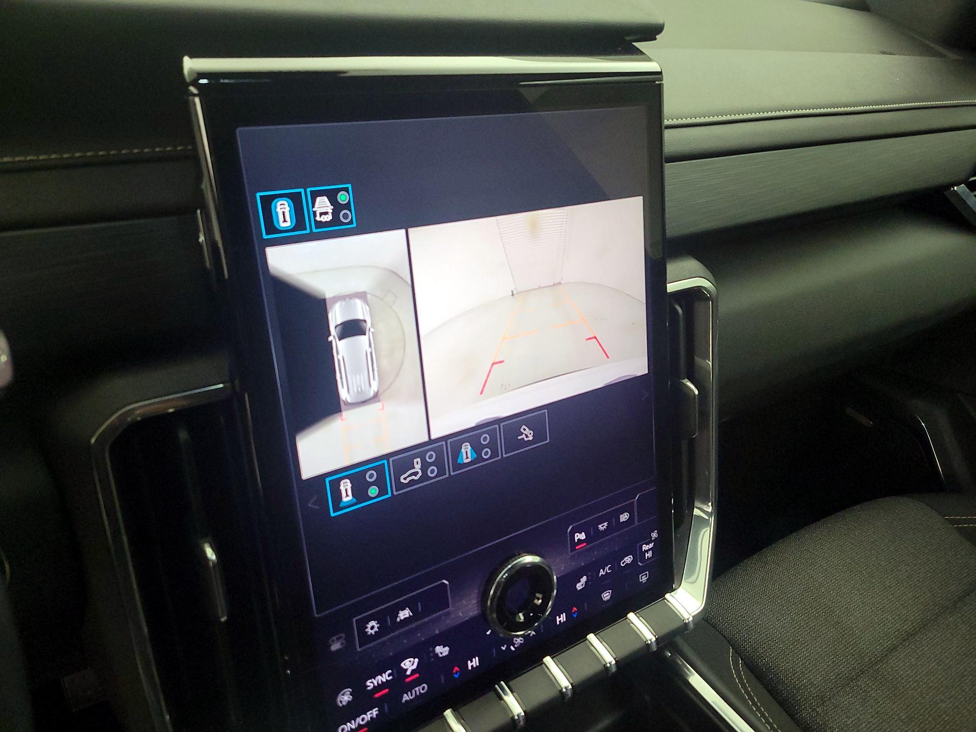 Thumbnail: 2025 GMC Acadia - 14