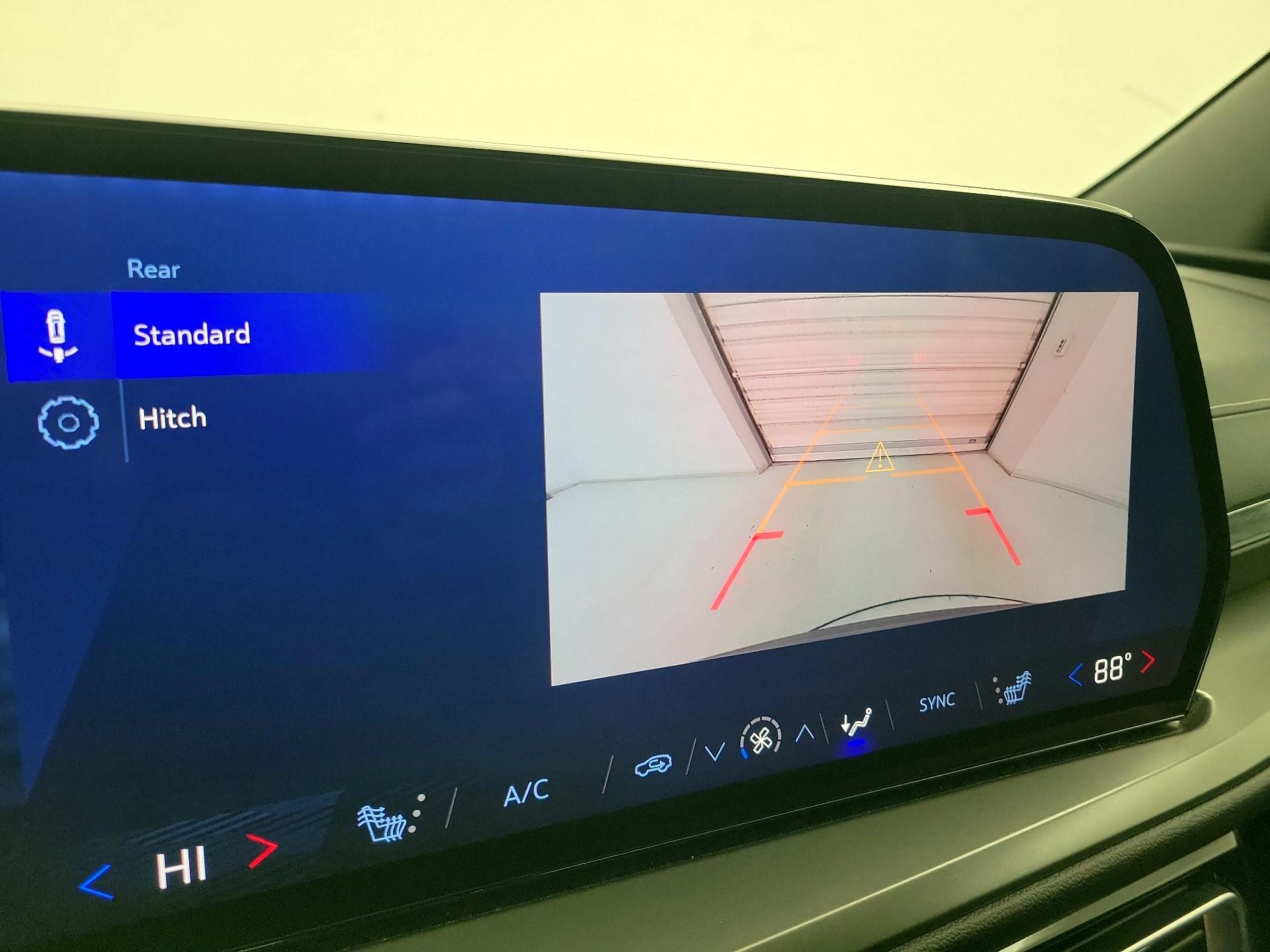 Thumbnail: 2025 Chevrolet Traverse - 14