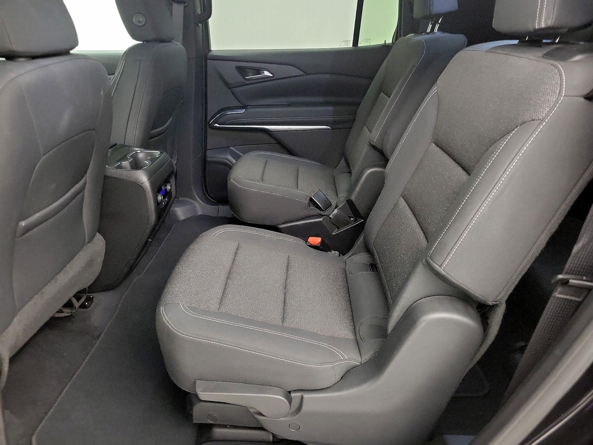 Thumbnail: 2025 Chevrolet Traverse - 19