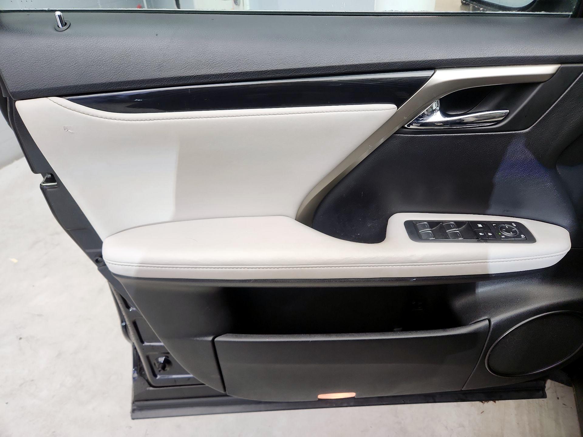 Thumbnail: 2021 Lexus RX - 12