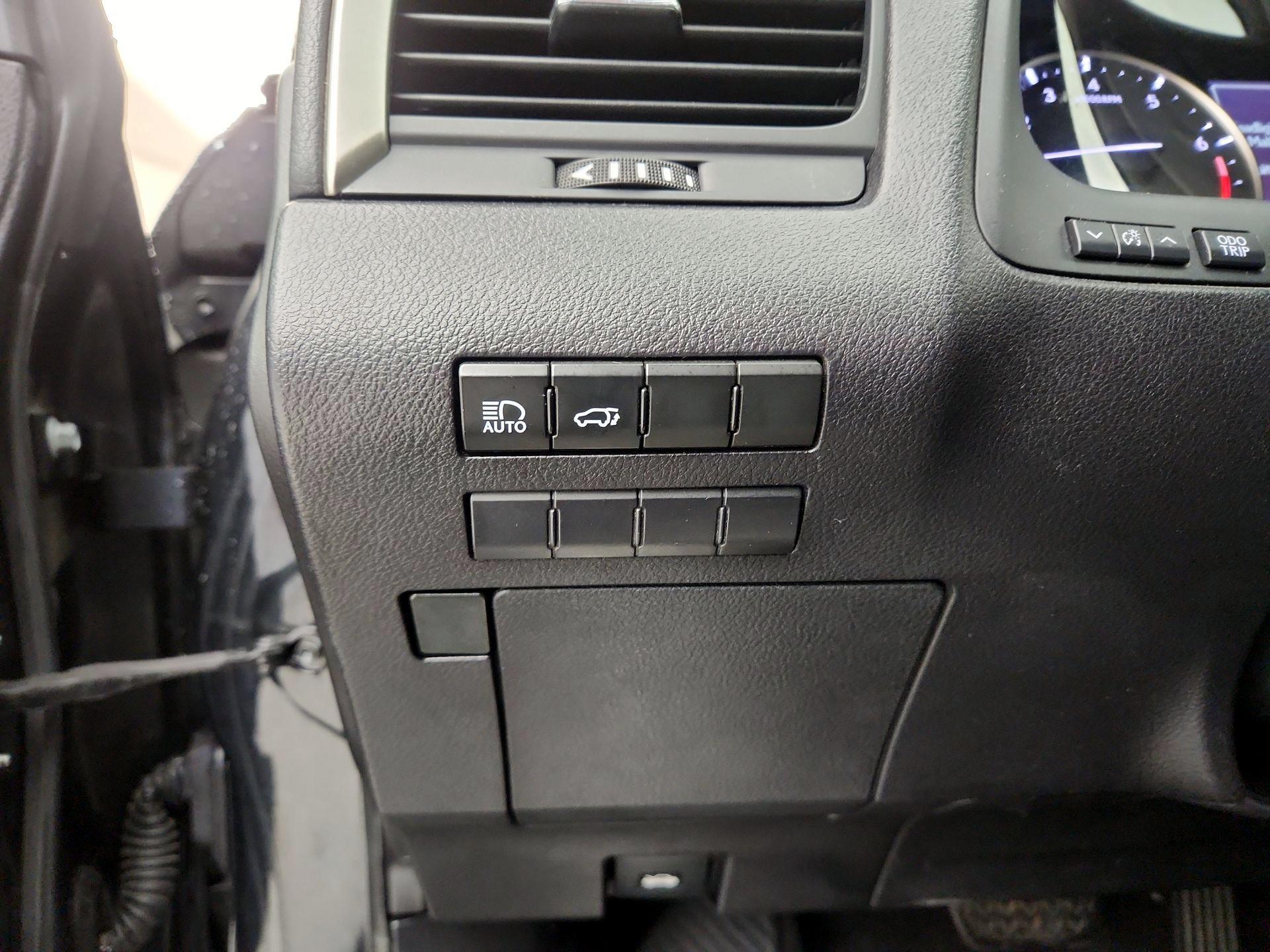 Thumbnail: 2021 Lexus RX - 13