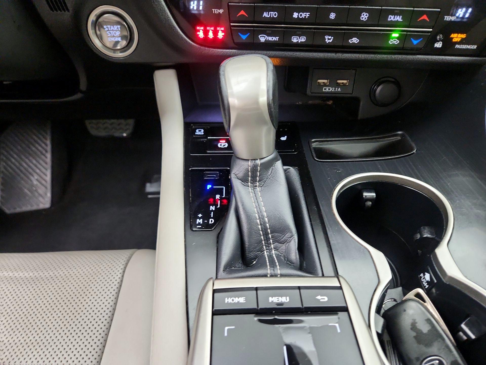 Thumbnail: 2021 Lexus RX - 17