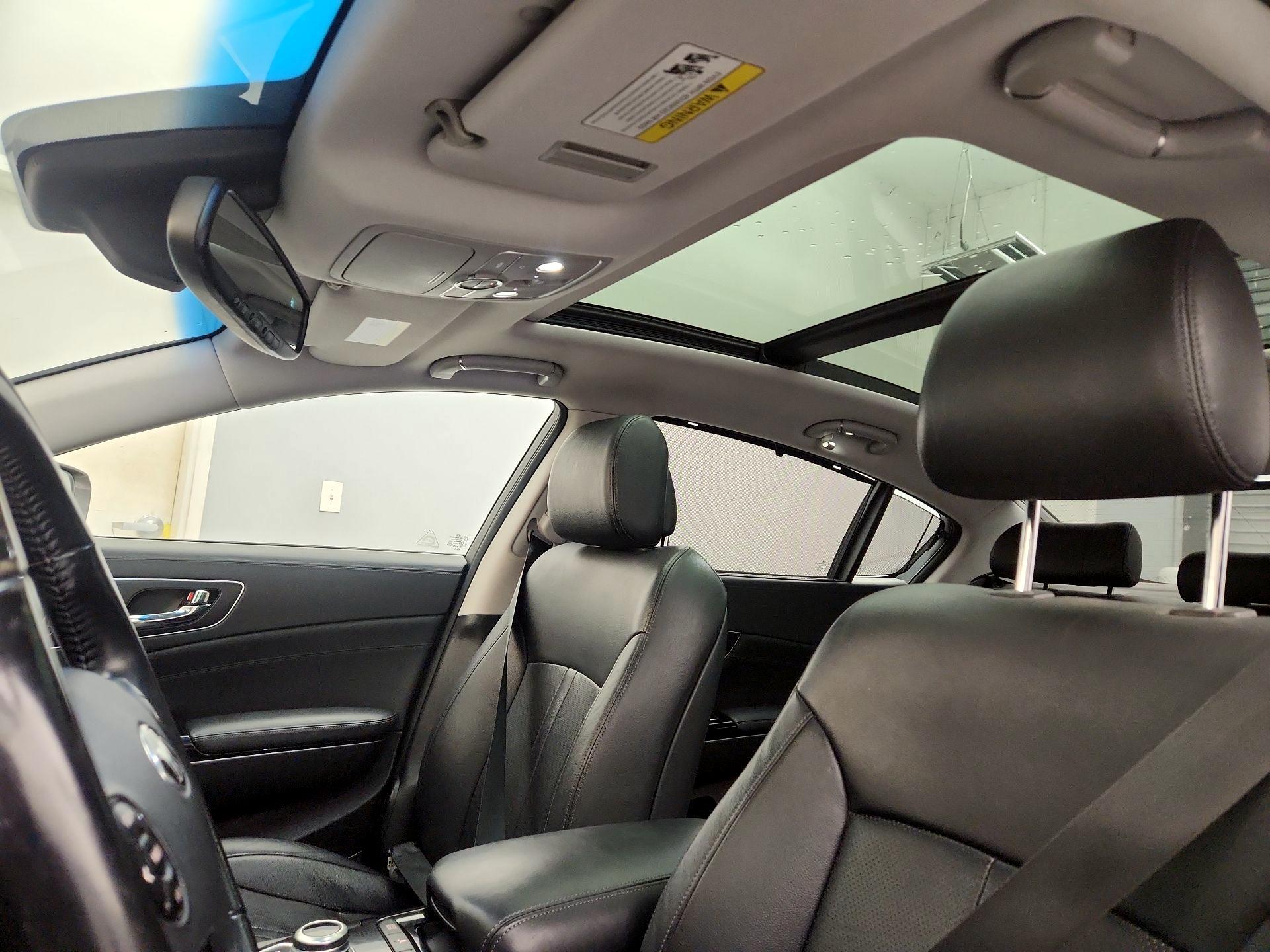 Thumbnail: 2015 Kia K900 - 20