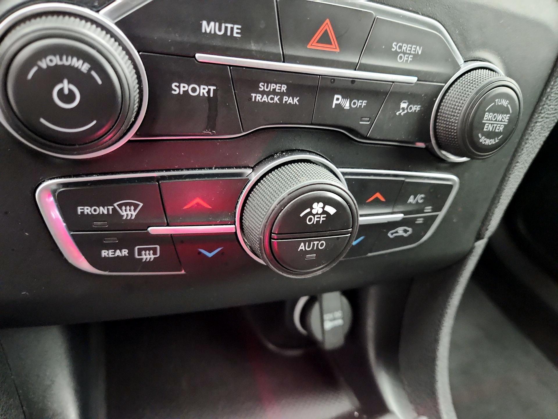 Thumbnail: 2023 Dodge Charger - 16