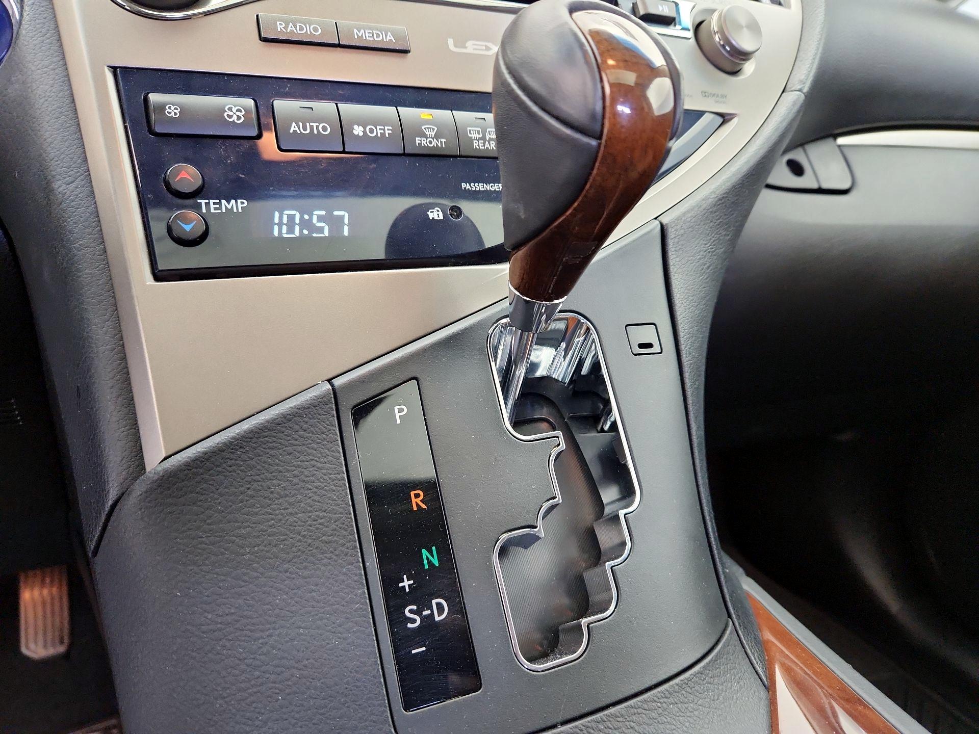 Thumbnail: 2015 Lexus RX - 18