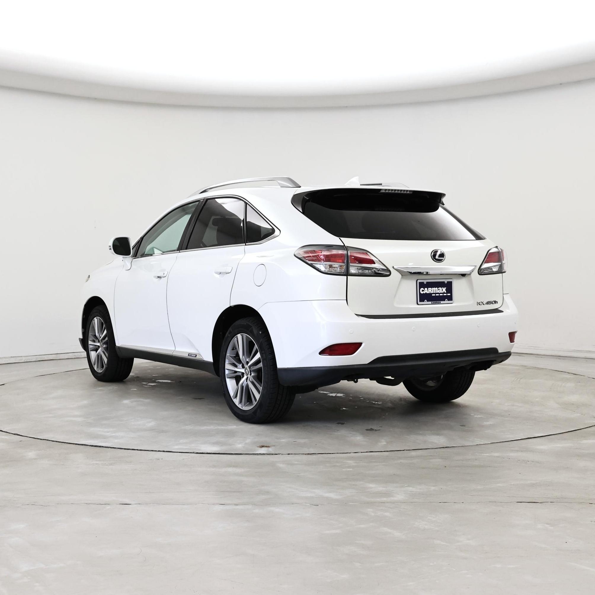 Thumbnail: 2015 Lexus RX - 2