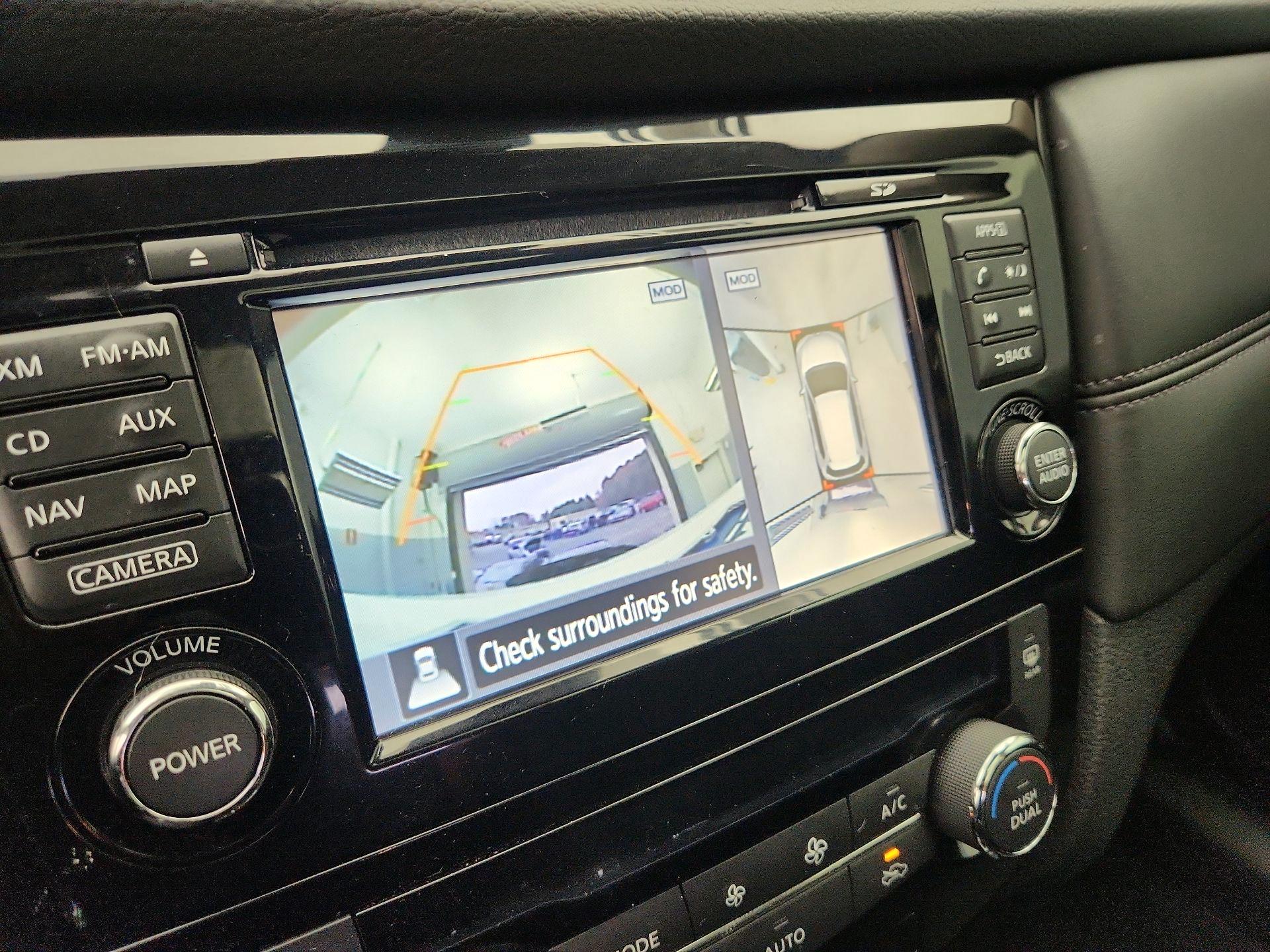 Thumbnail: 2017 Nissan Rogue - 15