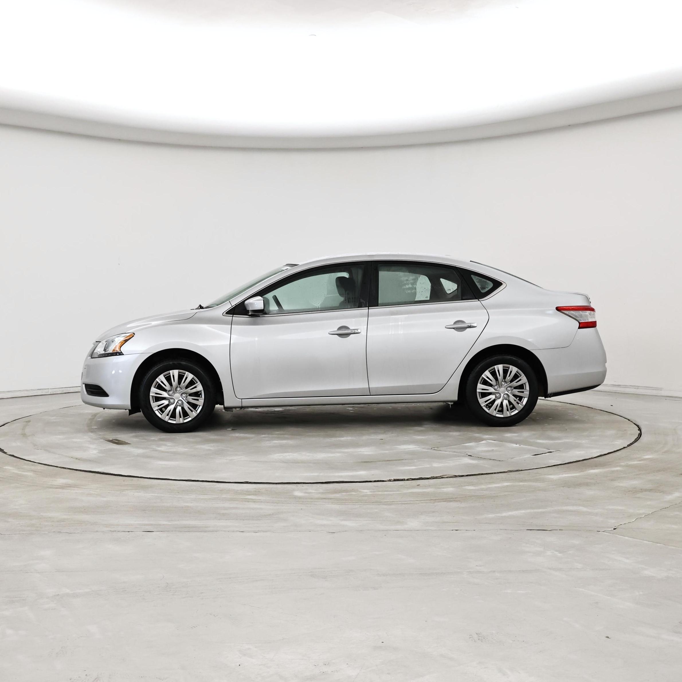 Thumbnail: 2015 Nissan Sentra - 3