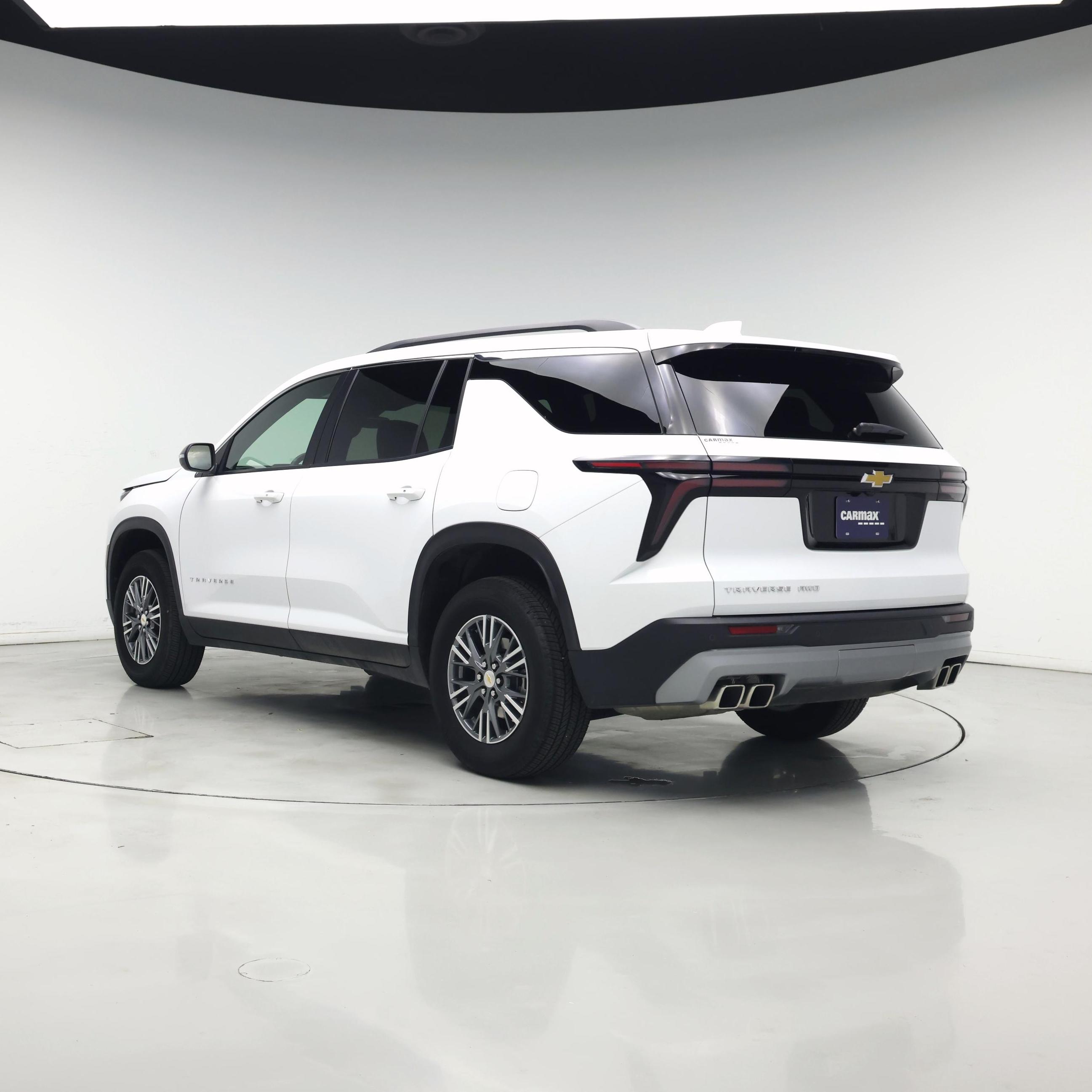 Thumbnail: 2025 Chevrolet Traverse - 2