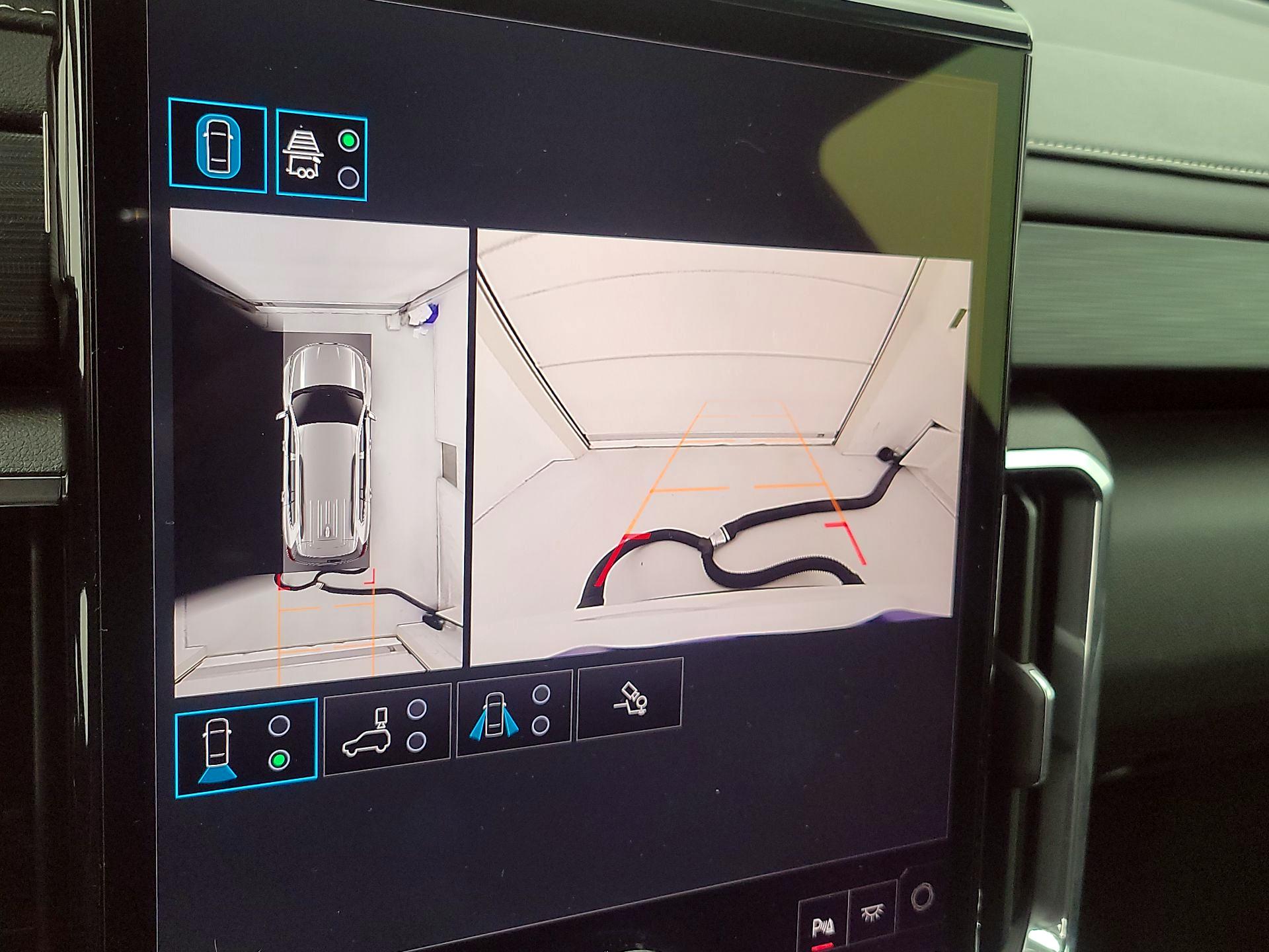 Thumbnail: 2025 GMC Acadia - 14