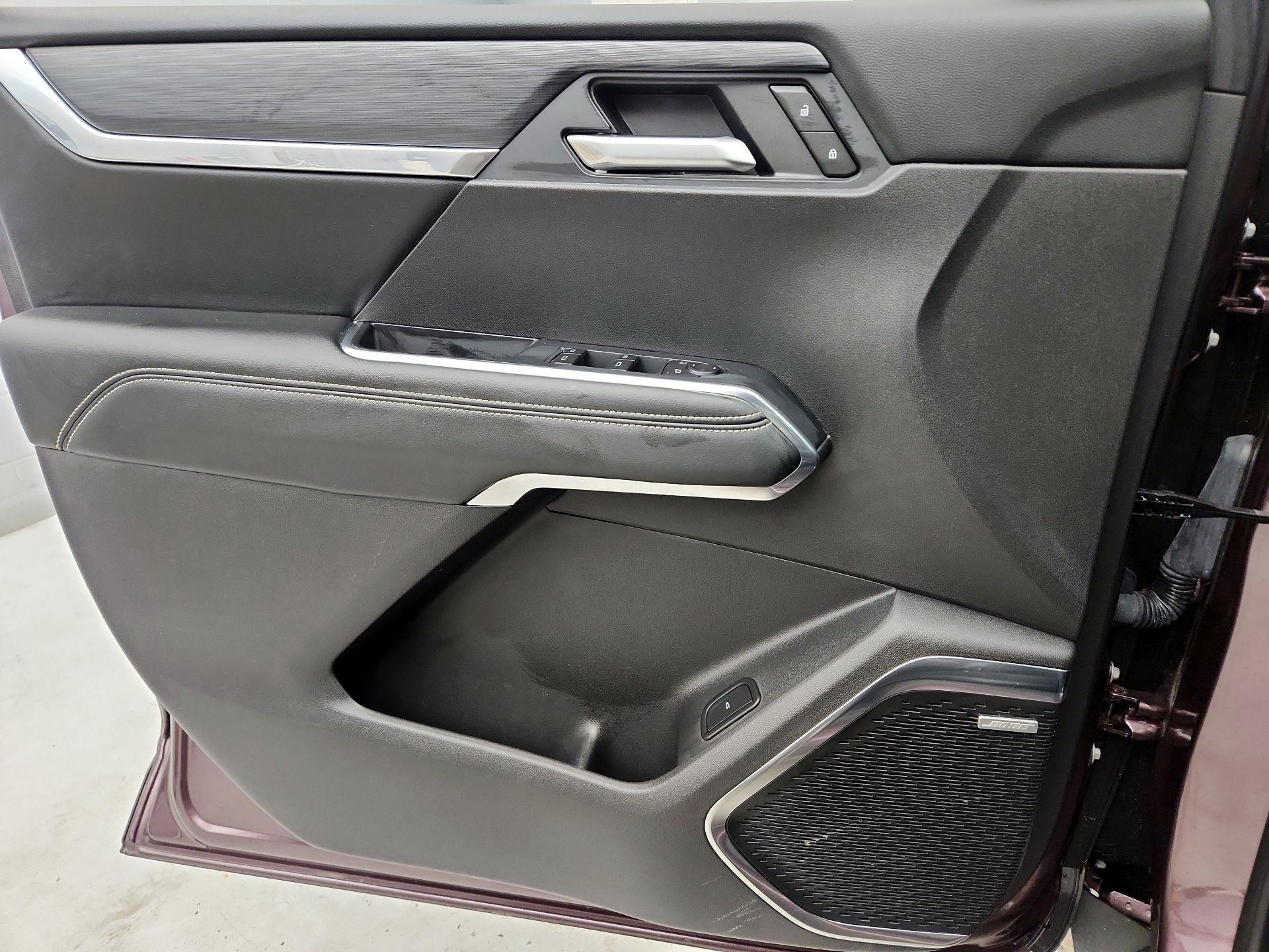 Thumbnail: 2025 GMC Acadia - 12