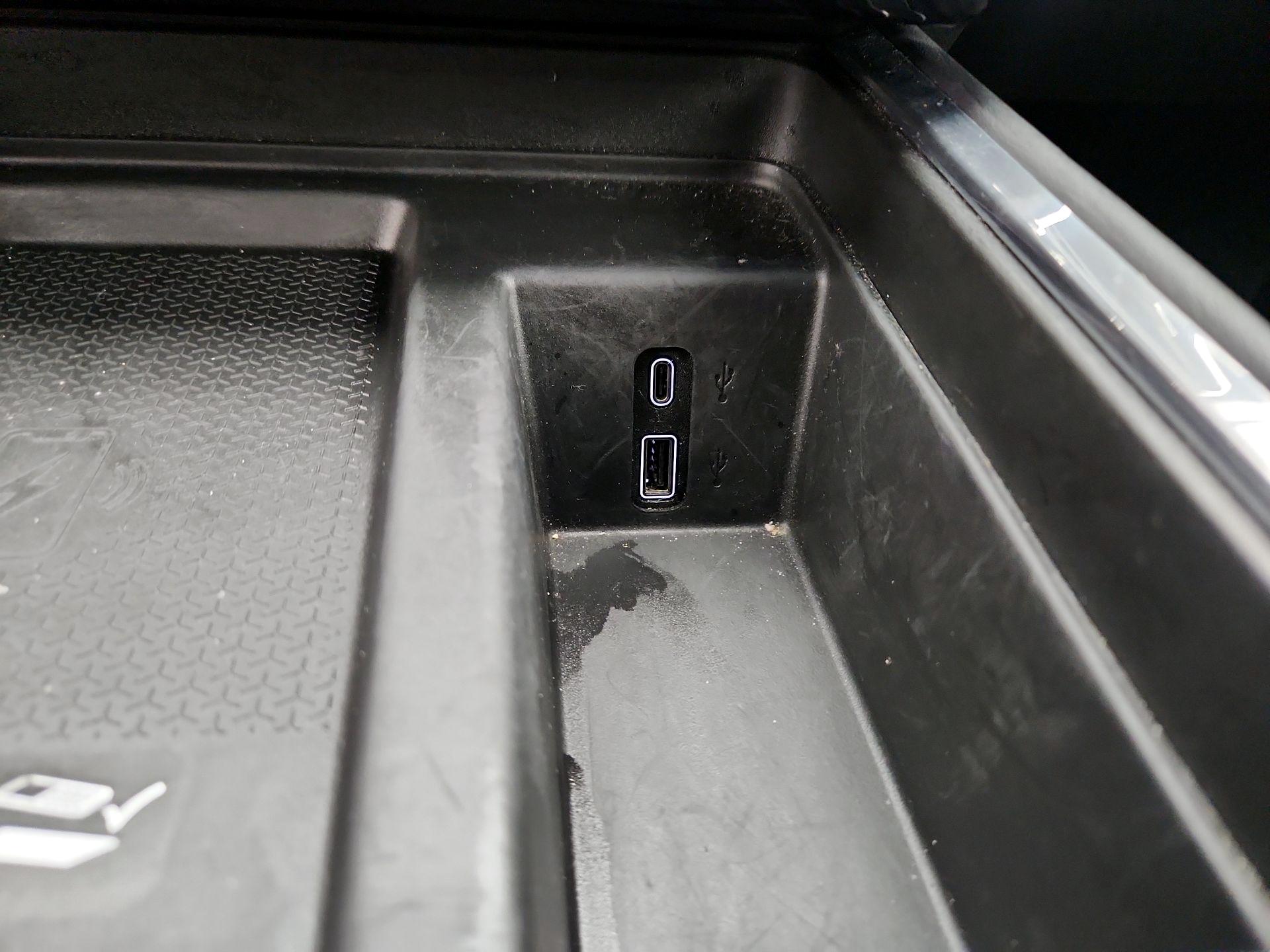 Thumbnail: 2025 GMC Acadia - 19