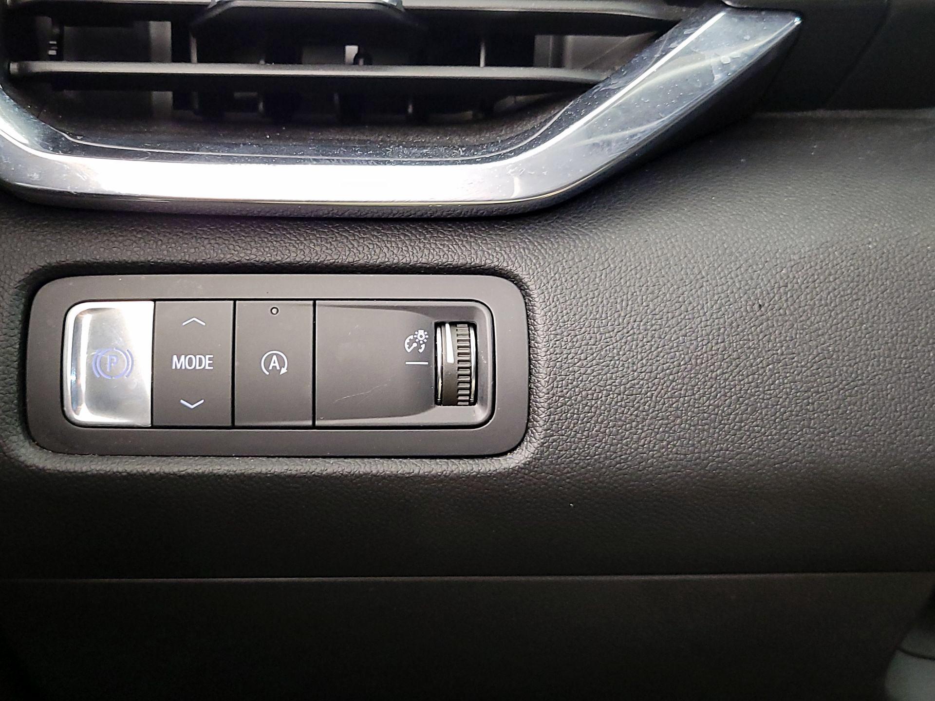 Thumbnail: 2025 GMC Acadia - 13