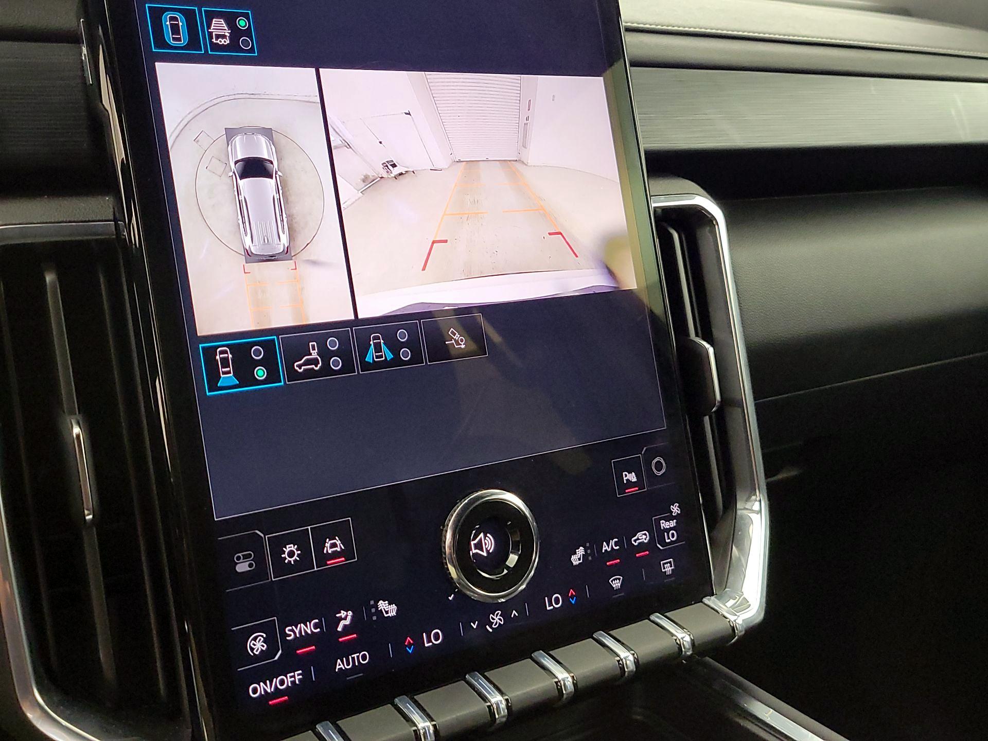 Thumbnail: 2025 GMC Acadia - 14