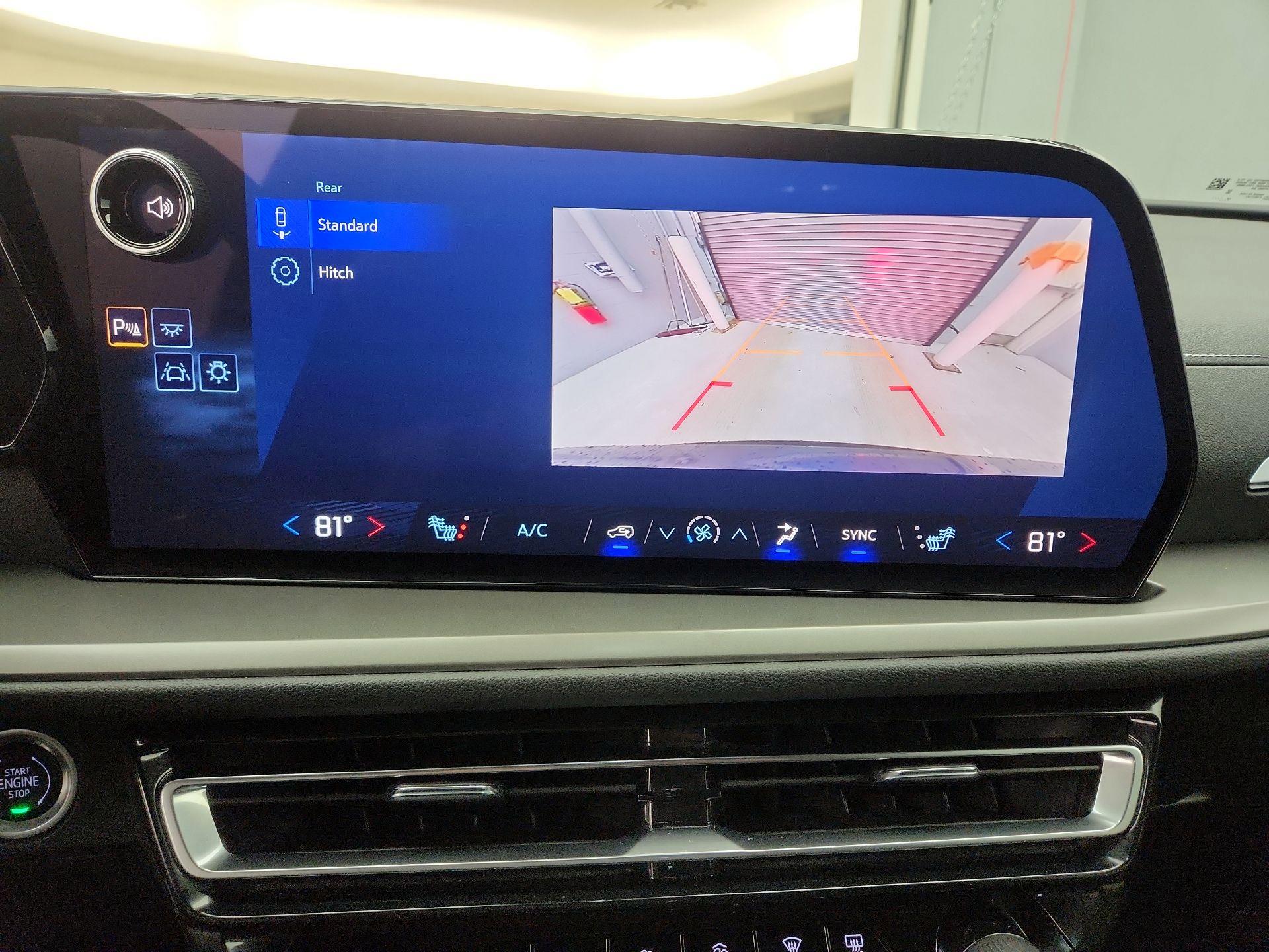 Thumbnail: 2025 Chevrolet Traverse - 15