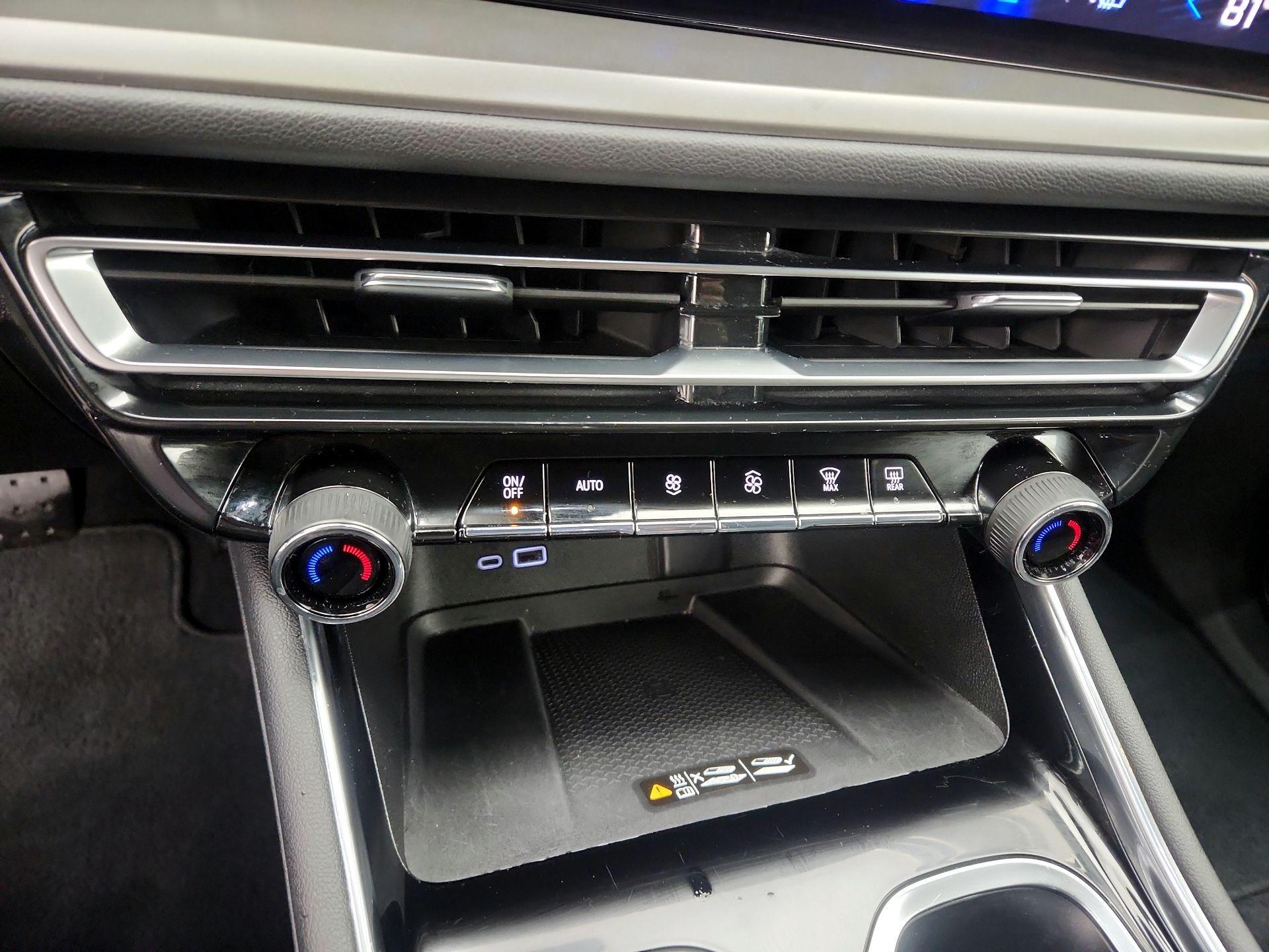 Thumbnail: 2025 Chevrolet Traverse - 17