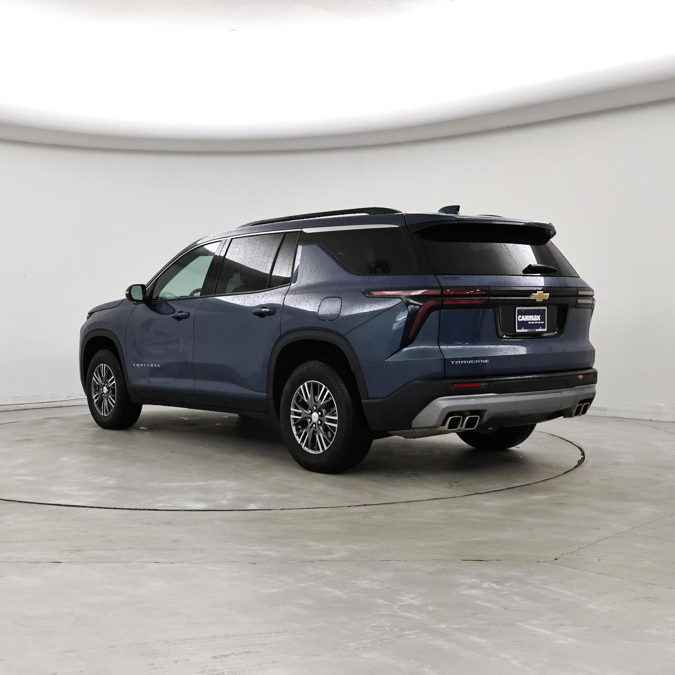 Thumbnail: 2025 Chevrolet Traverse - 2