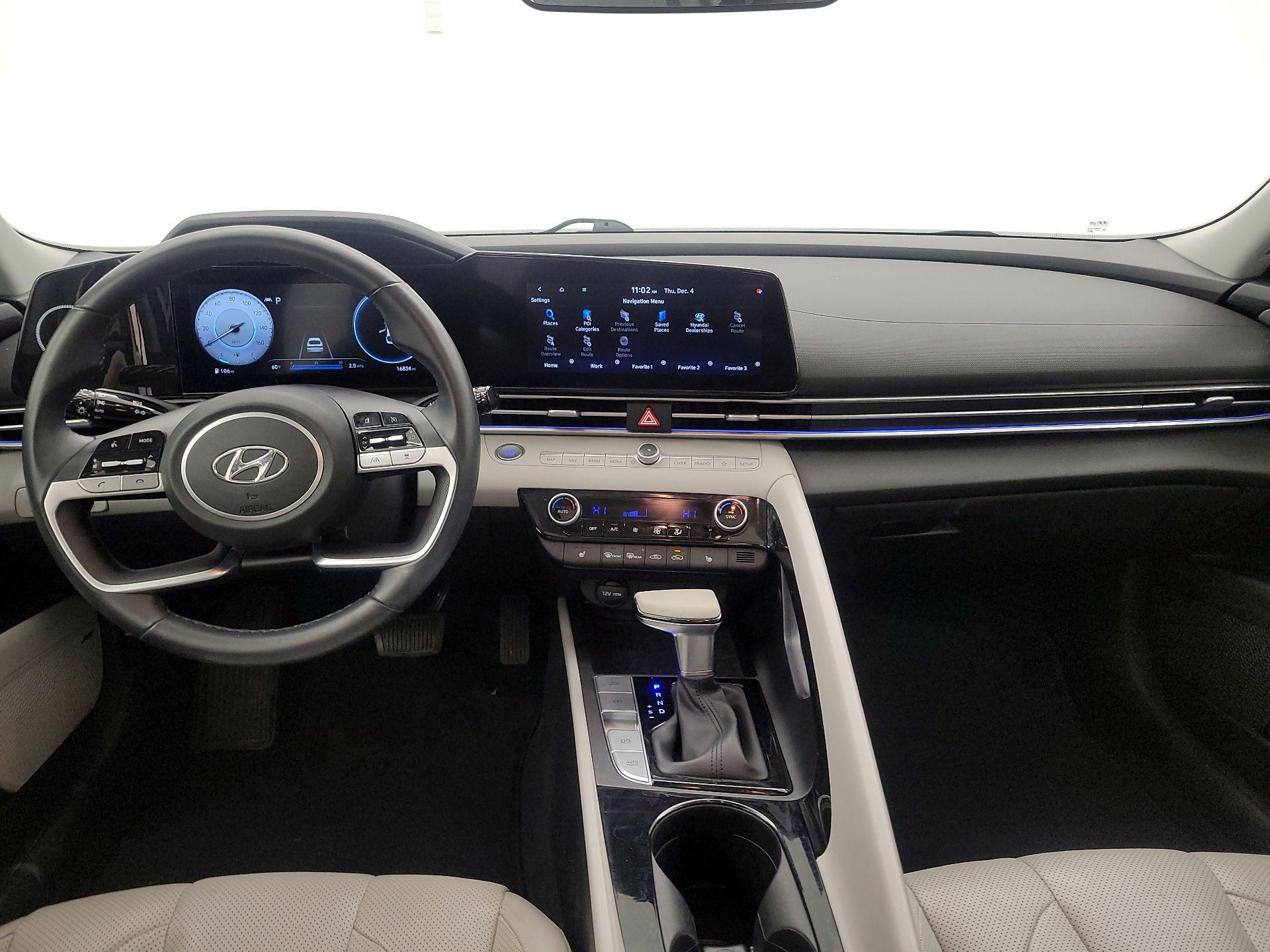 Thumbnail: 2022 Hyundai Elantra - 9