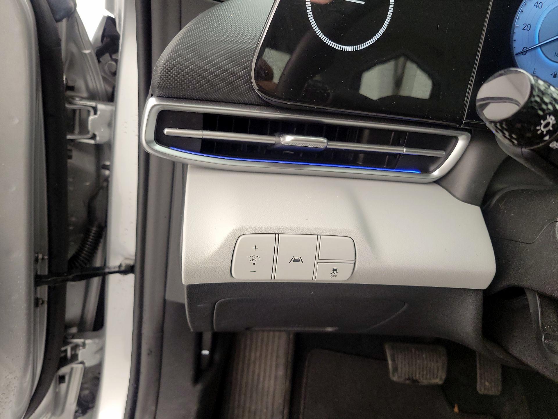 Thumbnail: 2022 Hyundai Elantra - 13