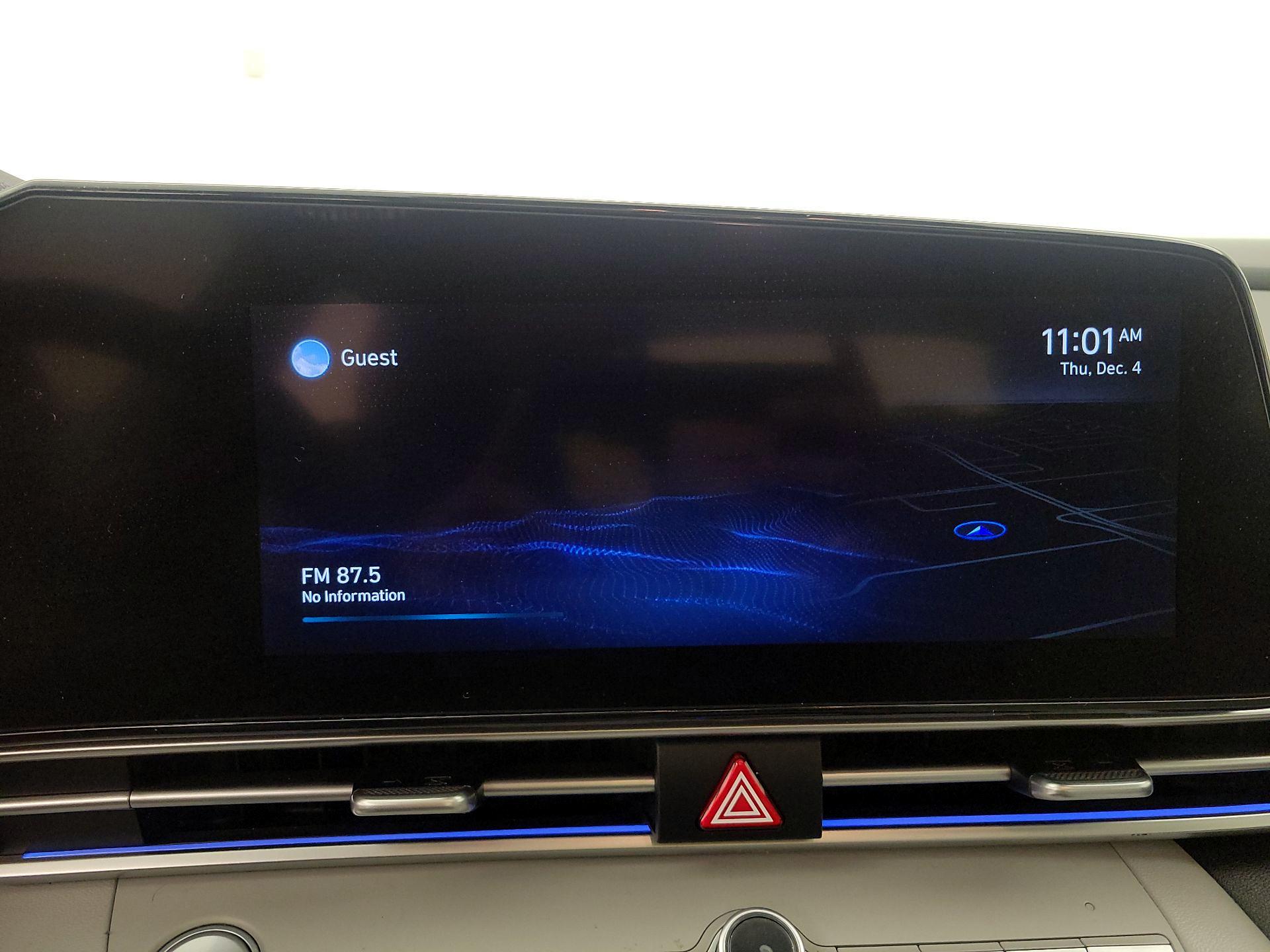 Thumbnail: 2022 Hyundai Elantra - 16