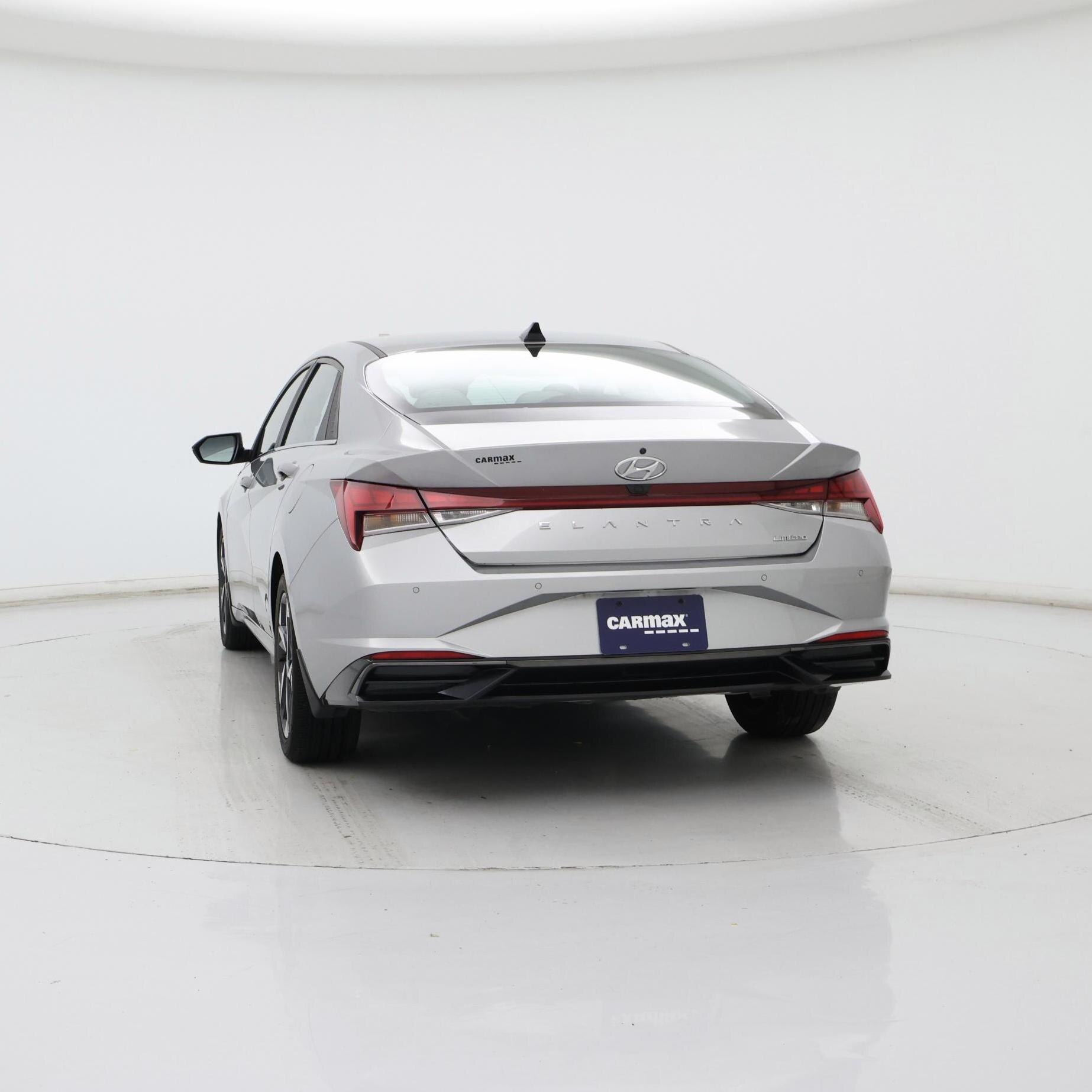 Thumbnail: 2022 Hyundai Elantra - 6