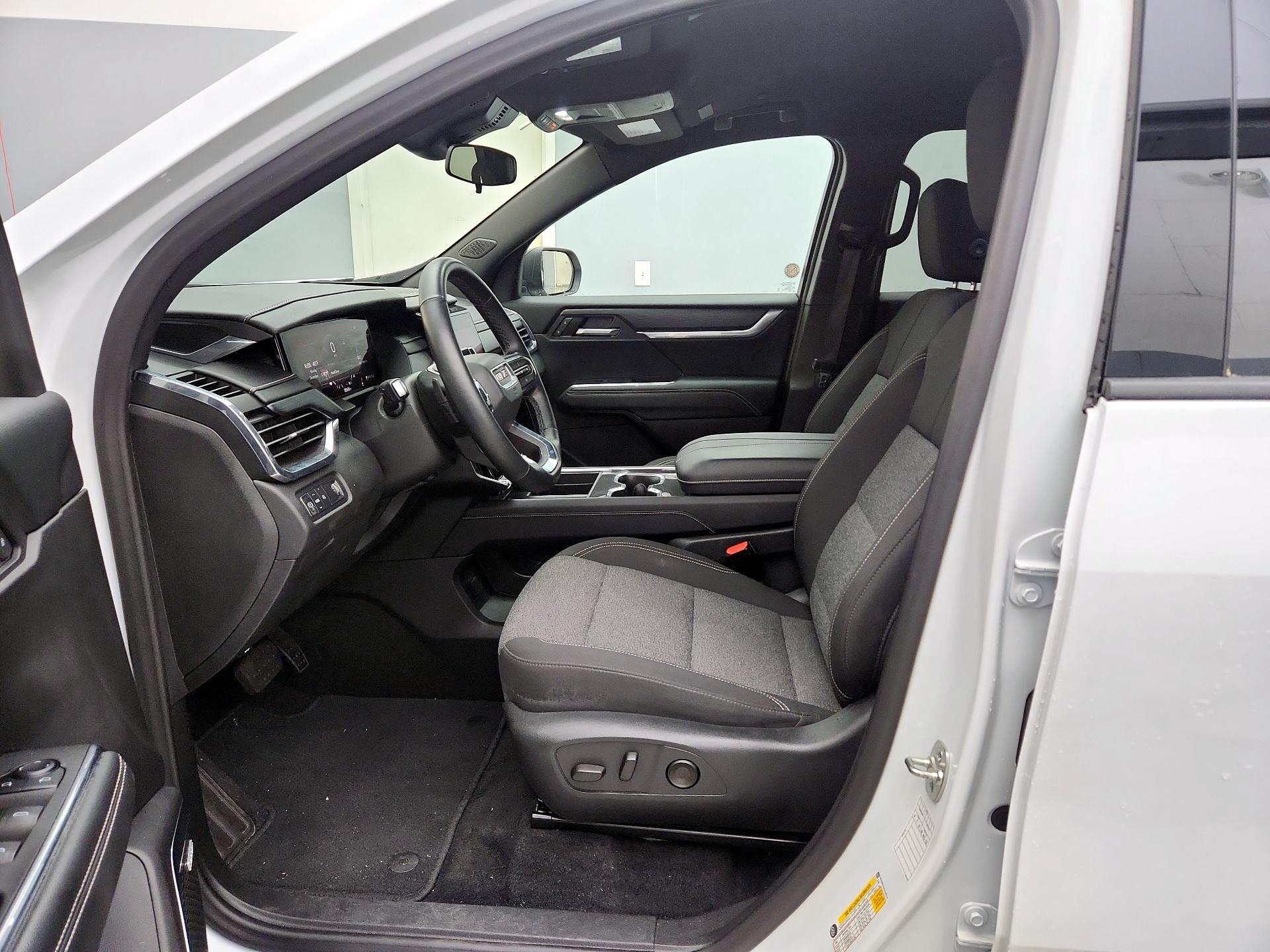 Thumbnail: 2025 GMC Acadia - 11