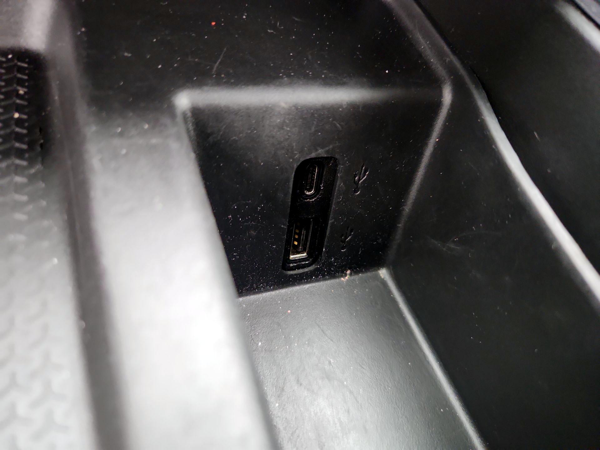 Thumbnail: 2025 GMC Acadia - 19