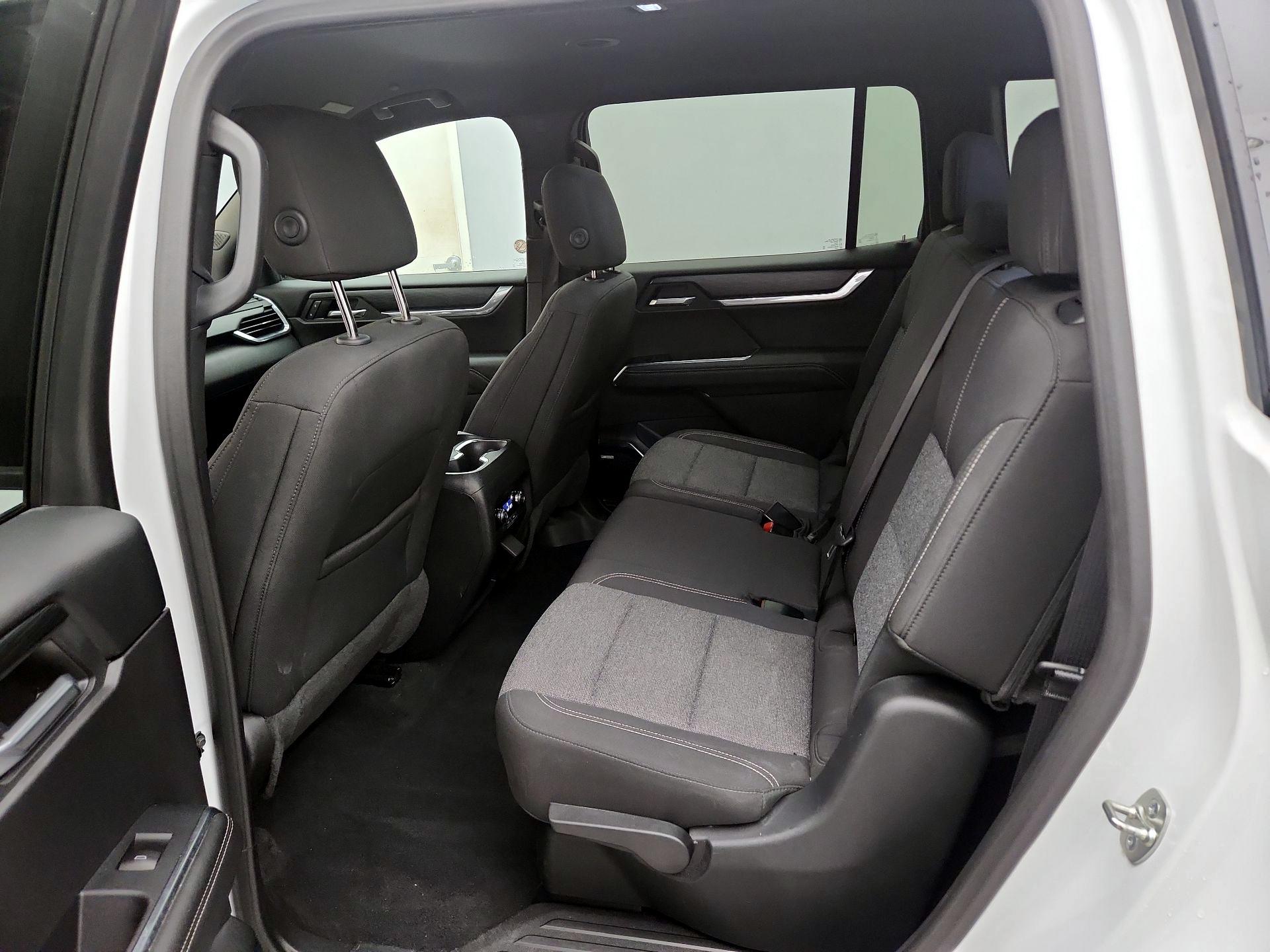 Thumbnail: 2025 GMC Acadia - 20