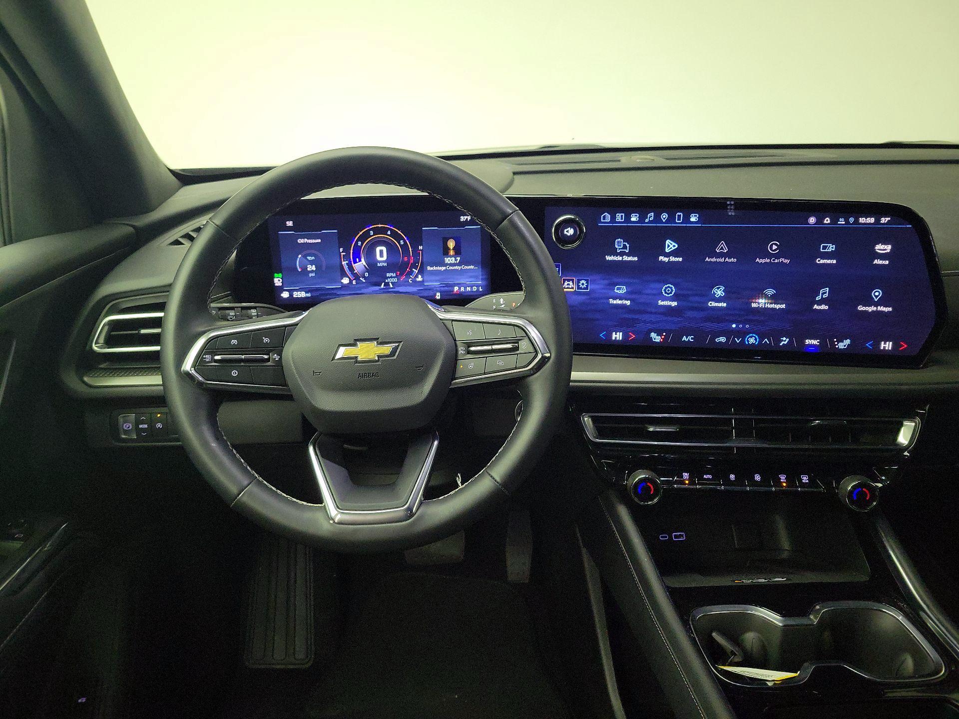 Thumbnail: 2025 Chevrolet Traverse - 10