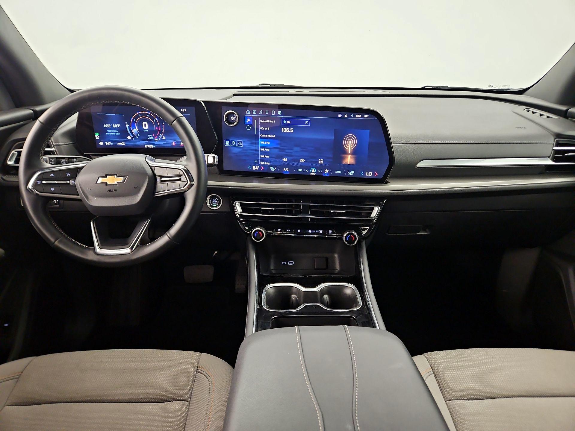 Thumbnail: 2025 Chevrolet Traverse - 9