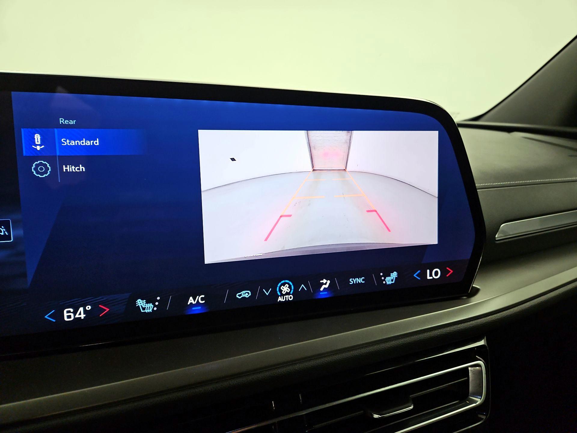 Thumbnail: 2025 Chevrolet Traverse - 14