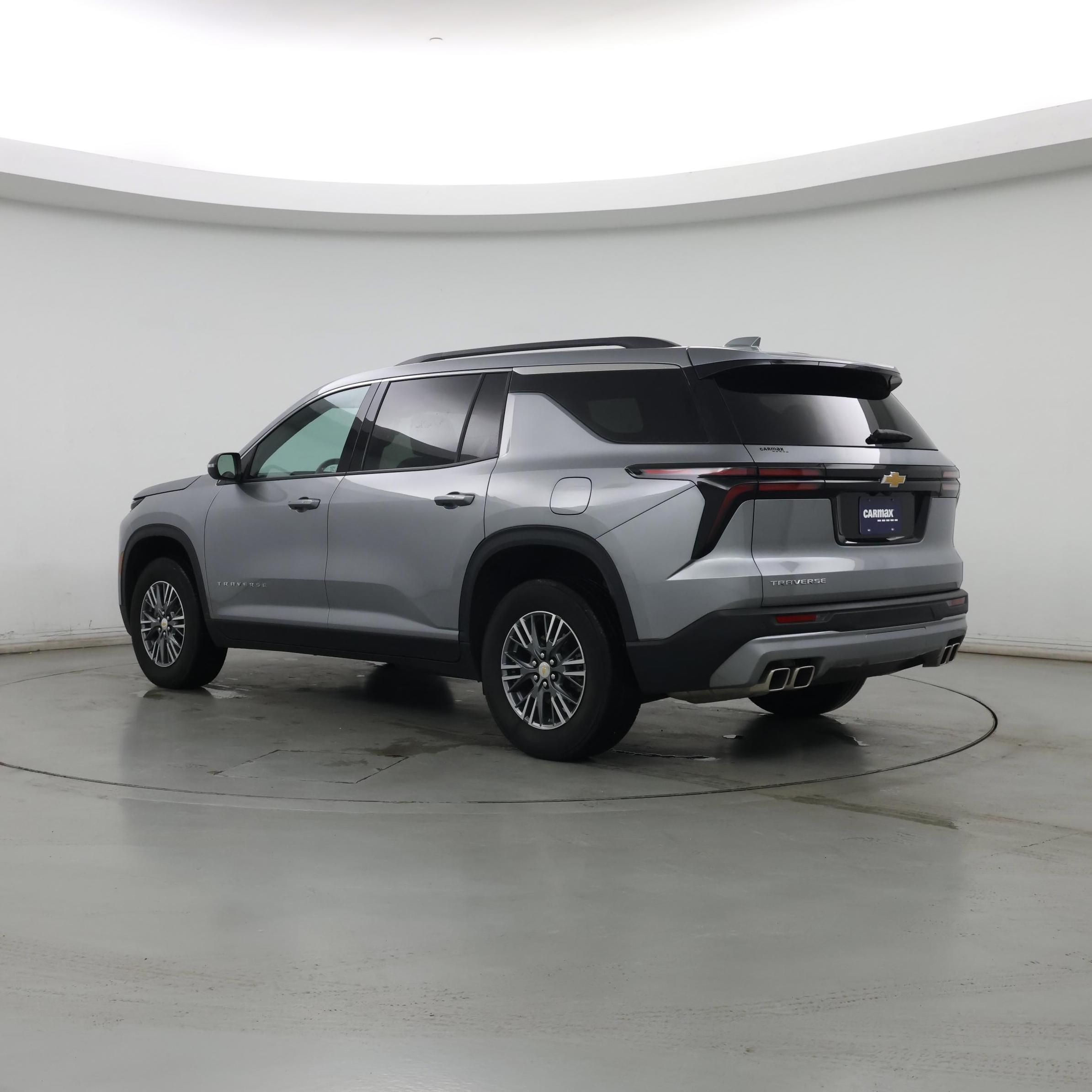 Thumbnail: 2025 Chevrolet Traverse - 2