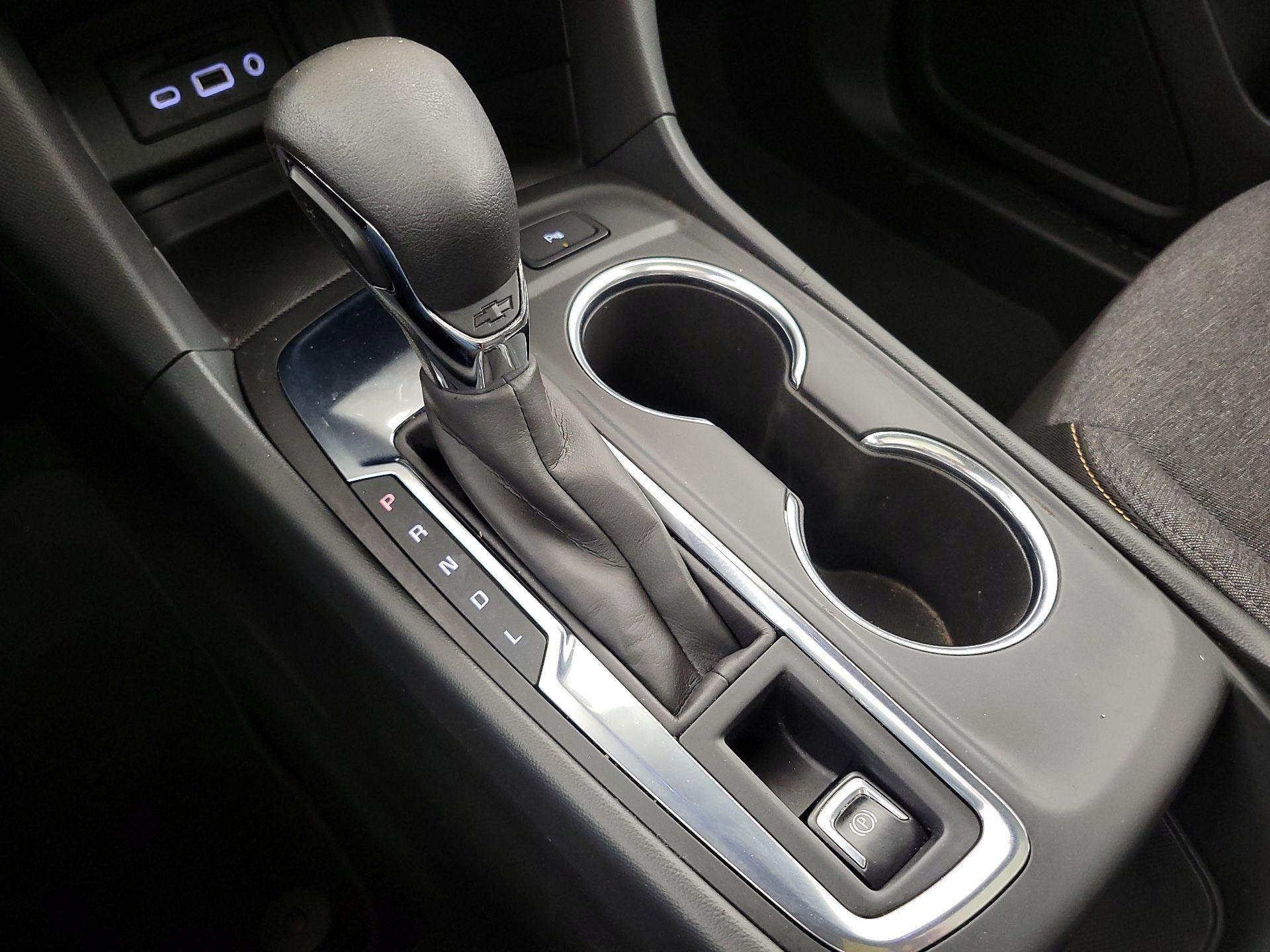 Thumbnail: 2022 Chevrolet Equinox - 17