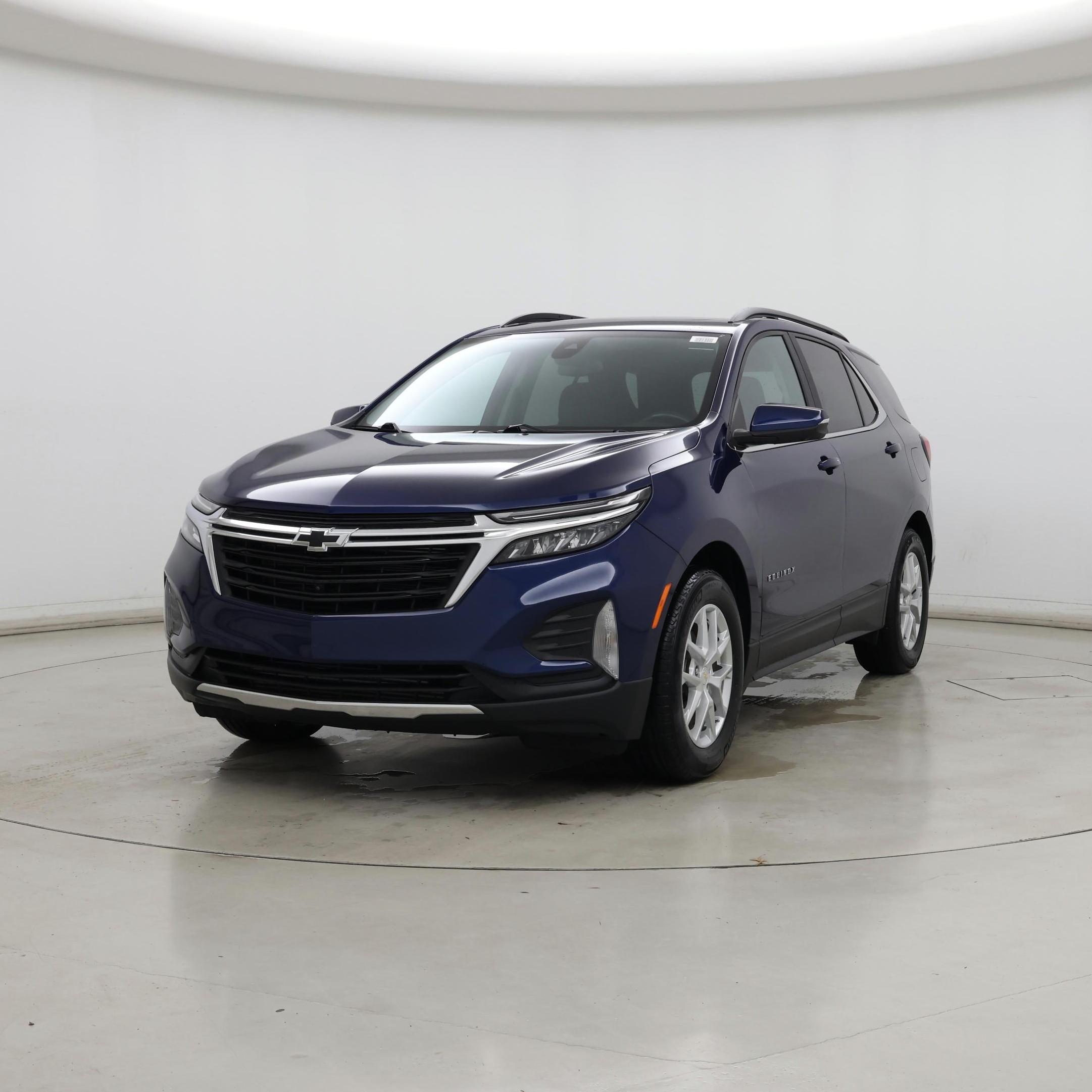 Thumbnail: 2022 Chevrolet Equinox - 4