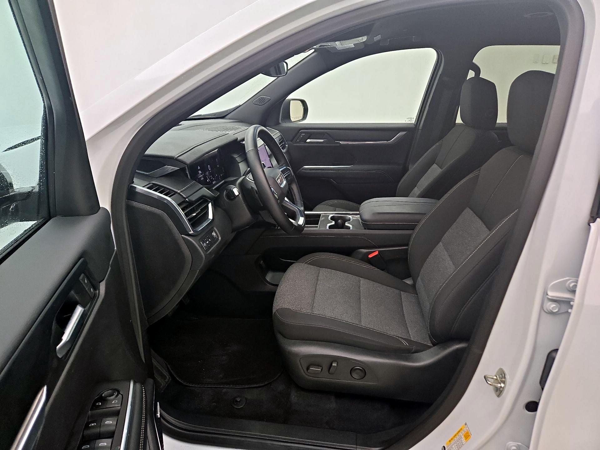 Thumbnail: 2025 GMC Acadia - 11