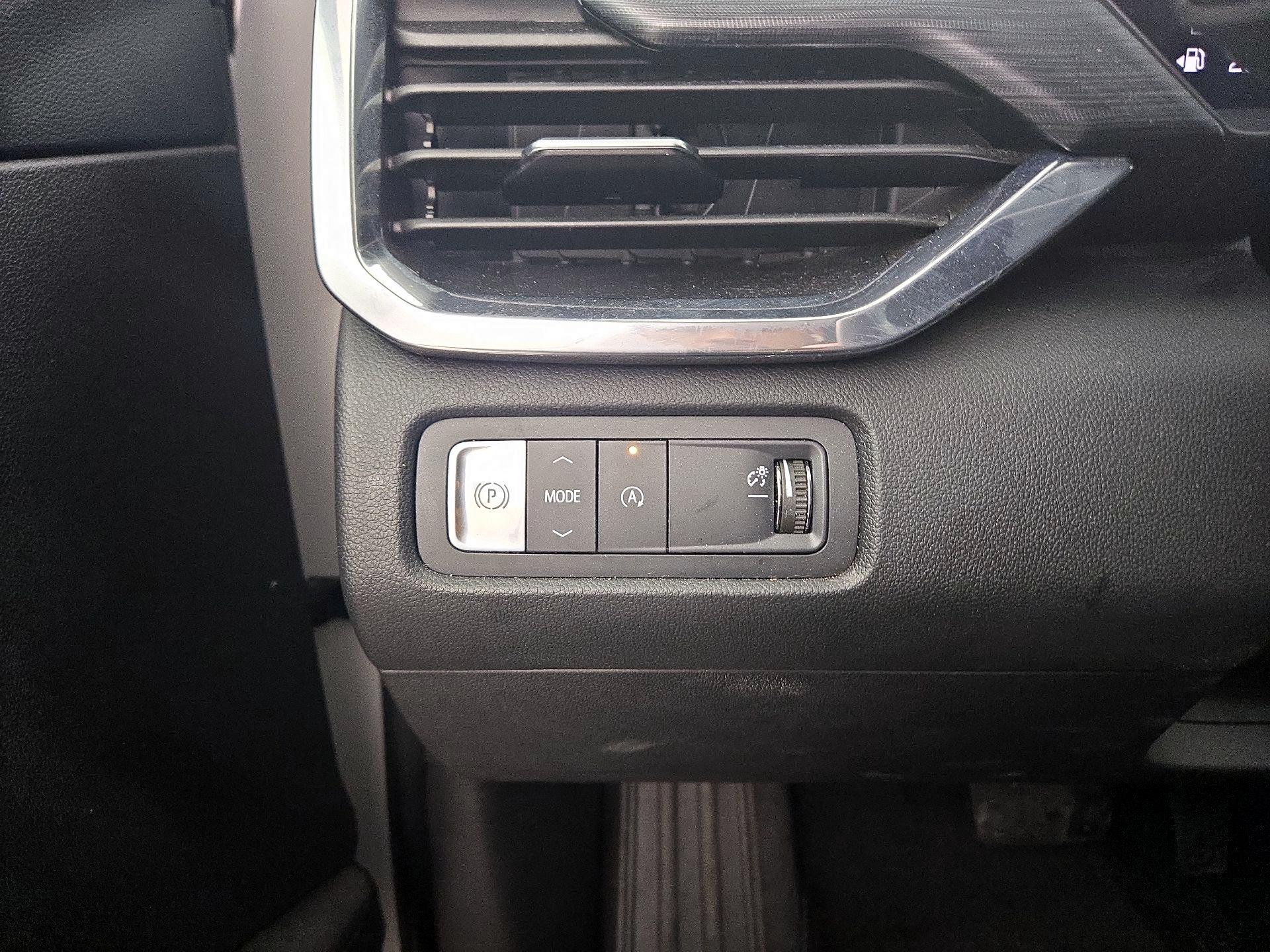 Thumbnail: 2025 GMC Acadia - 13