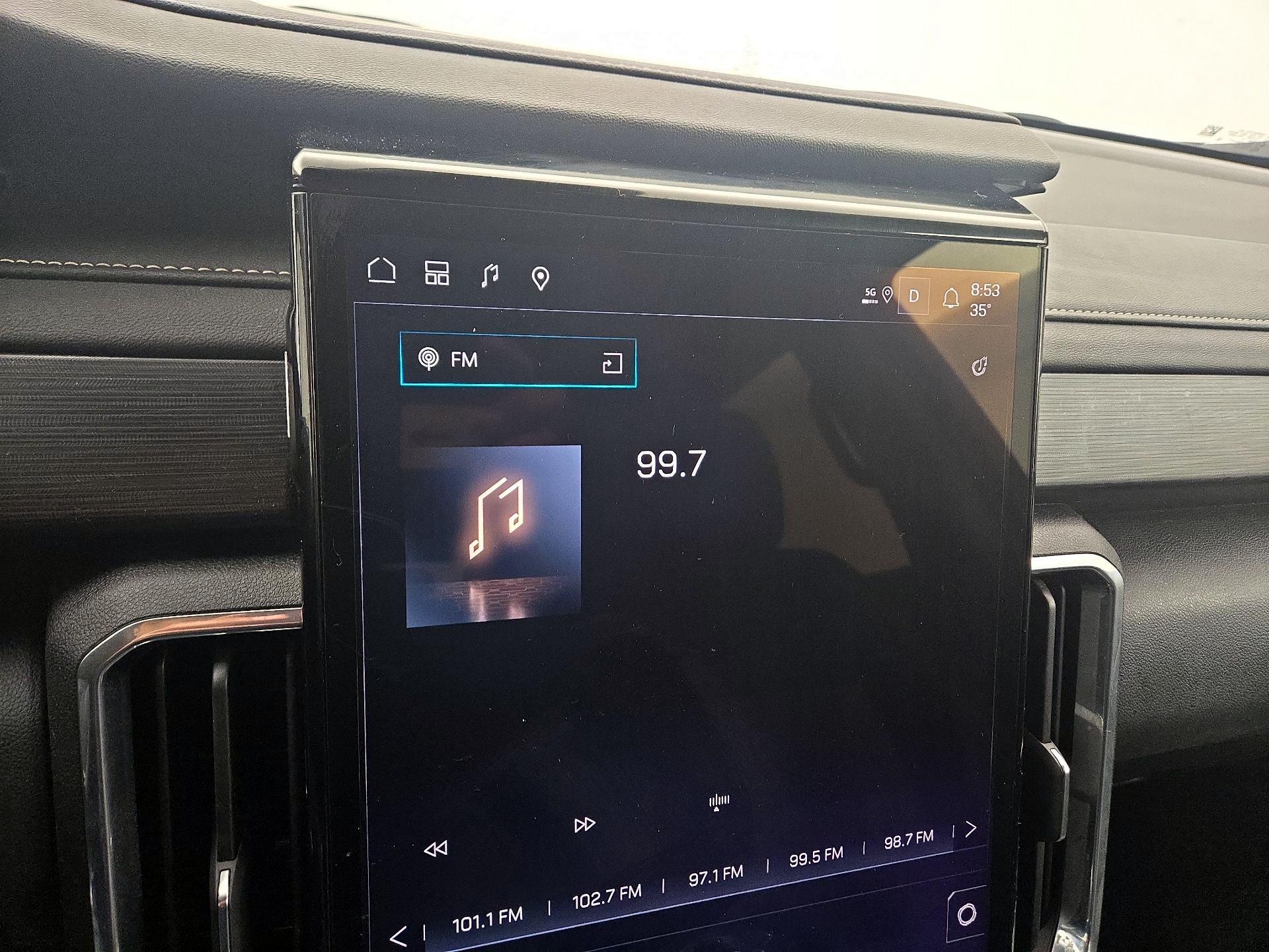 Thumbnail: 2025 GMC Acadia - 16