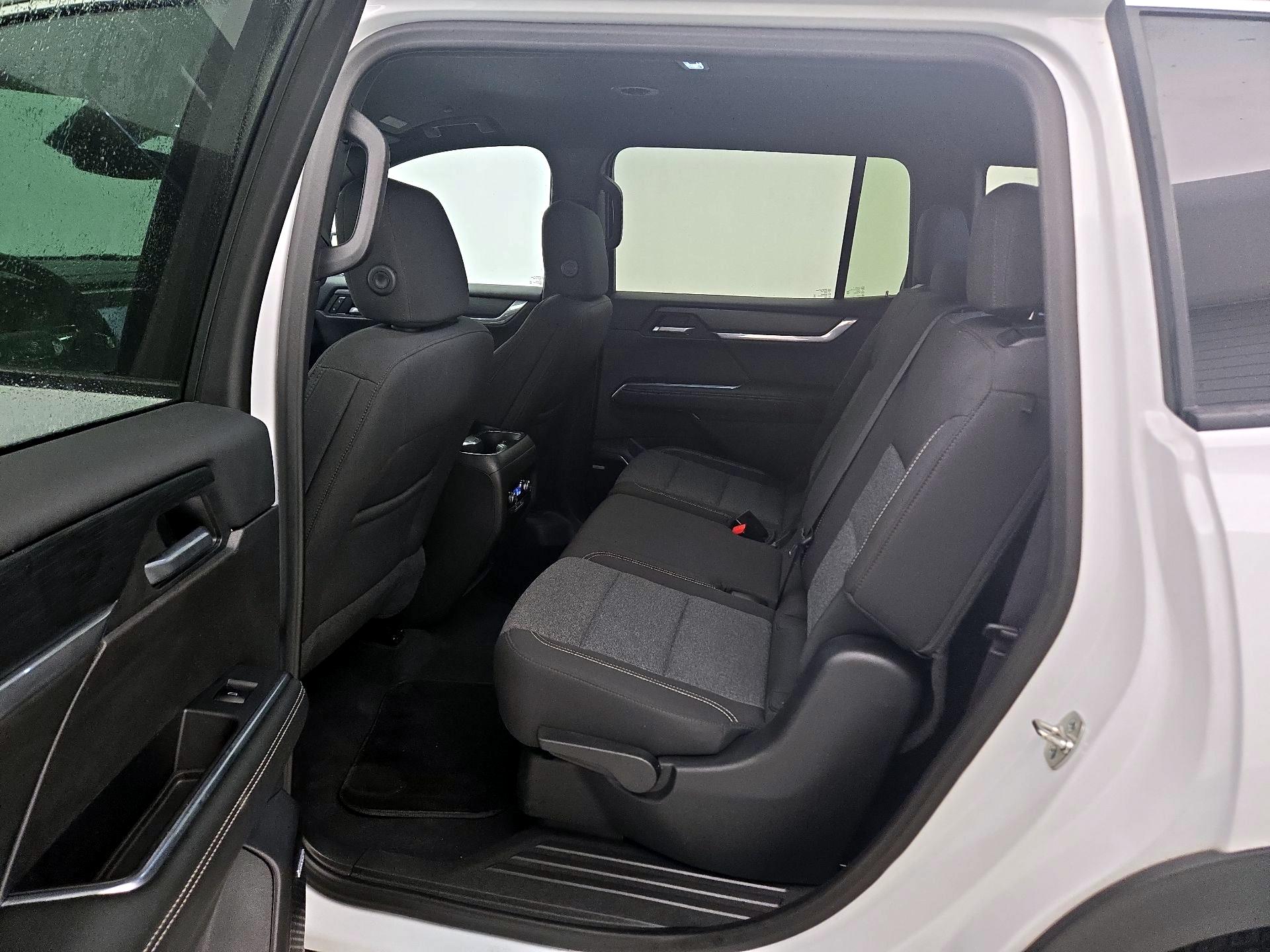 Thumbnail: 2025 GMC Acadia - 20