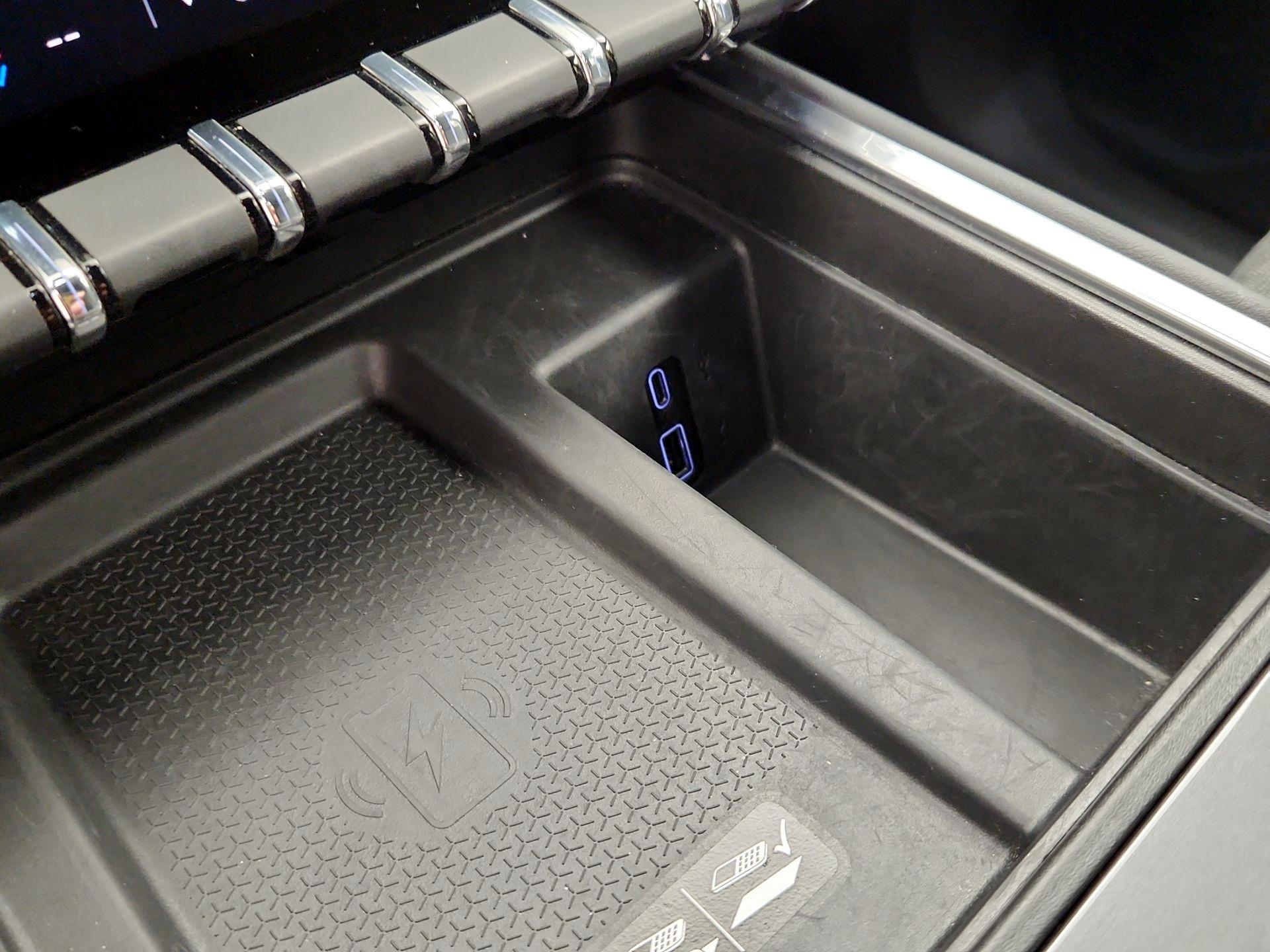 Thumbnail: 2025 GMC Acadia - 18