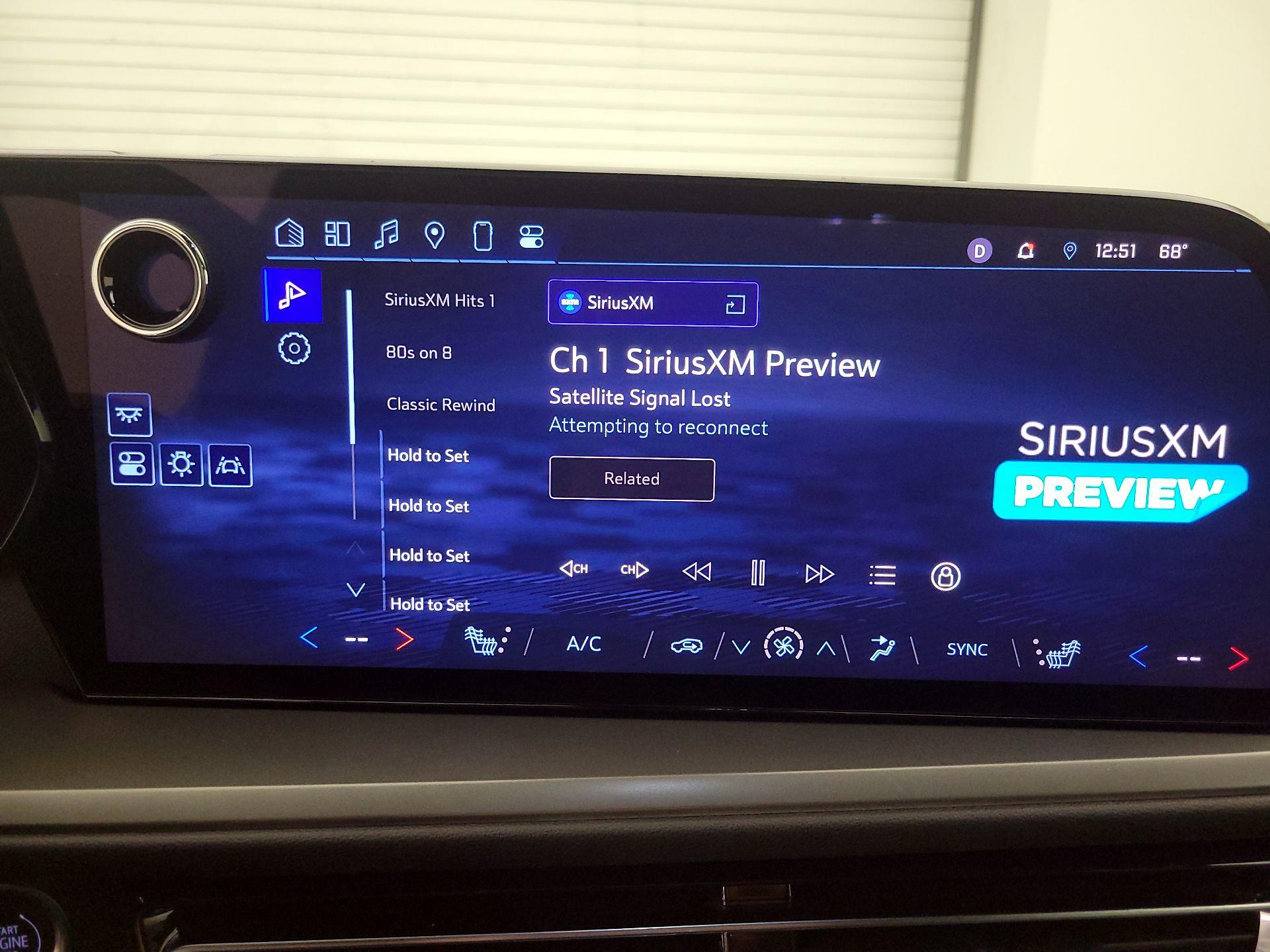 Thumbnail: 2025 Chevrolet Traverse - 15