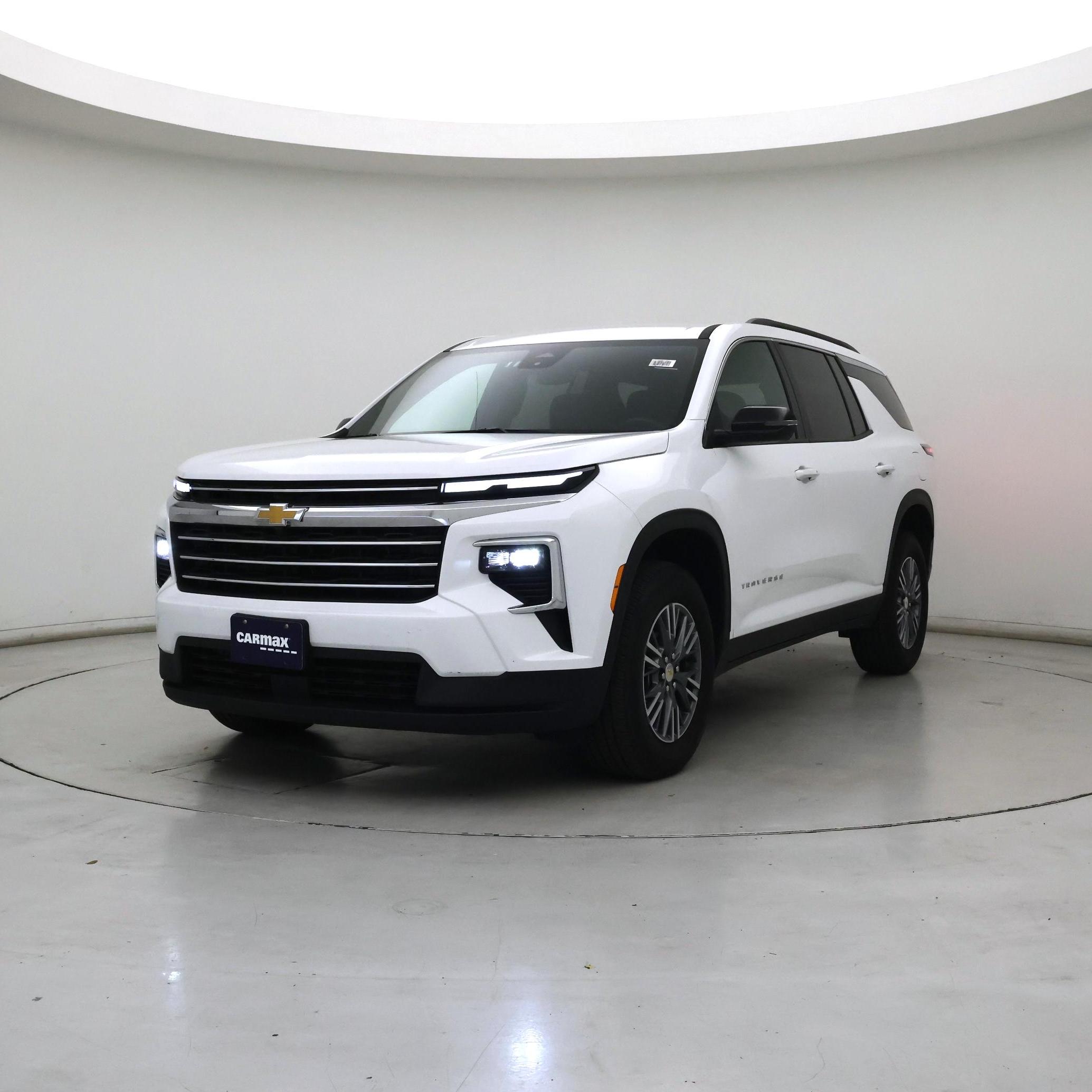 Thumbnail: 2025 Chevrolet Traverse - 4