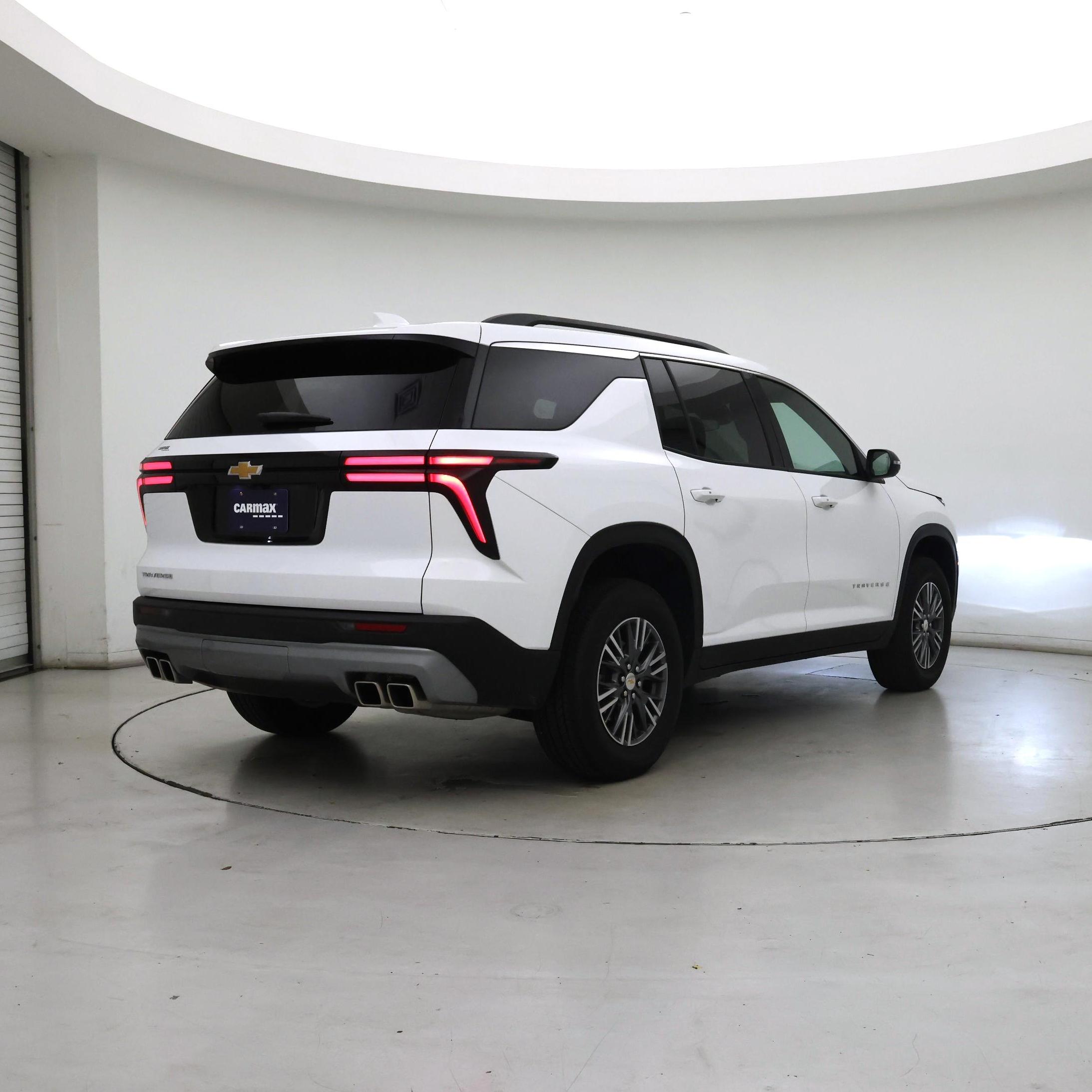 Thumbnail: 2025 Chevrolet Traverse - 8