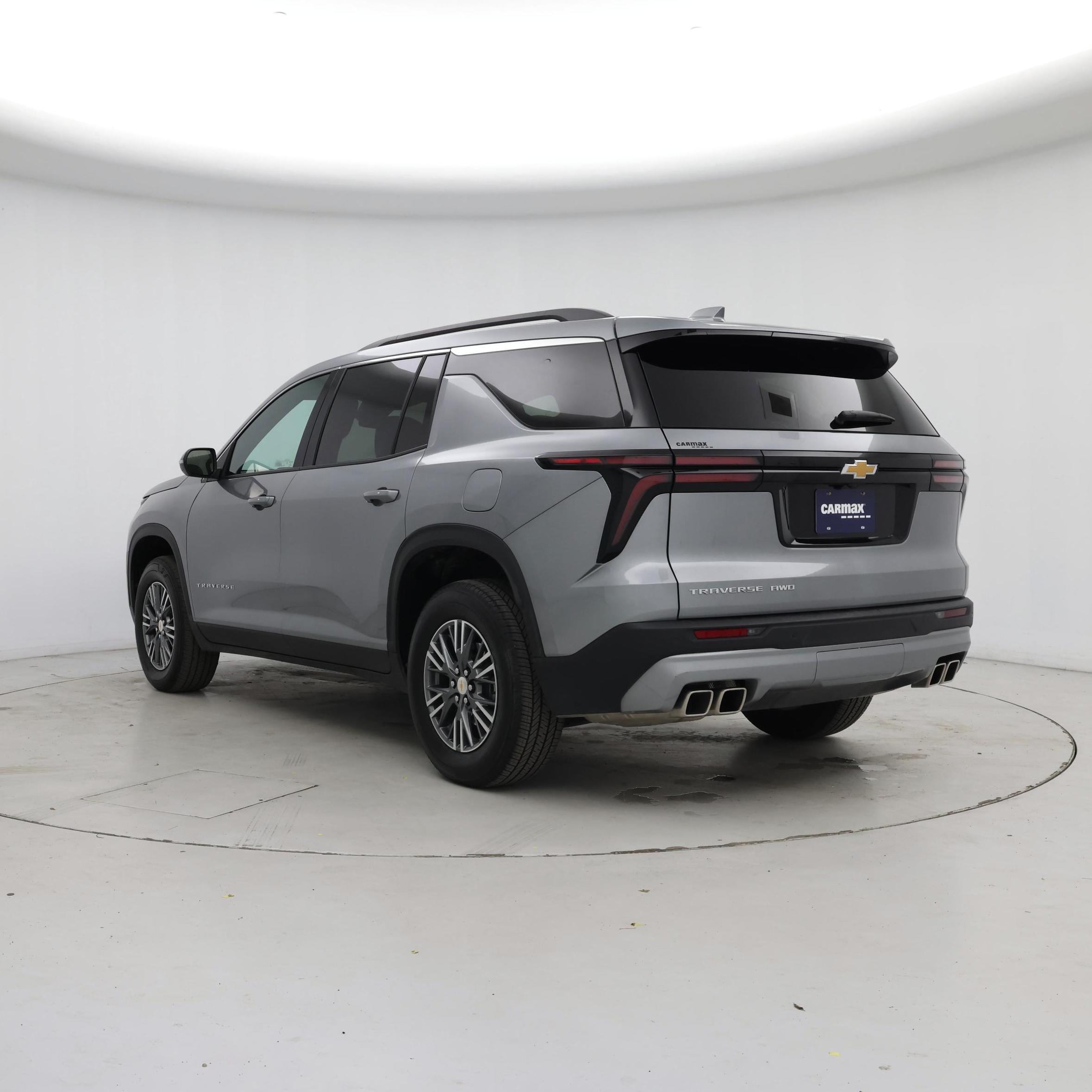 Thumbnail: 2025 Chevrolet Traverse - 2