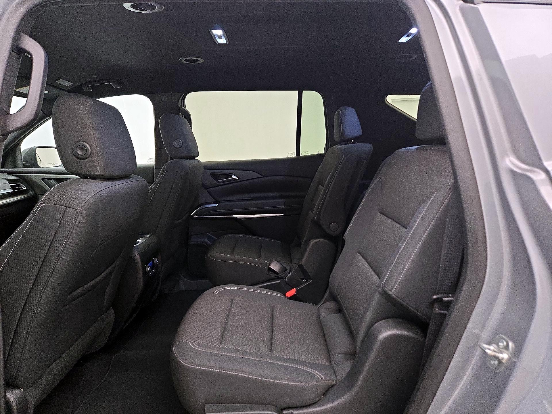 Thumbnail: 2025 Chevrolet Traverse - 19